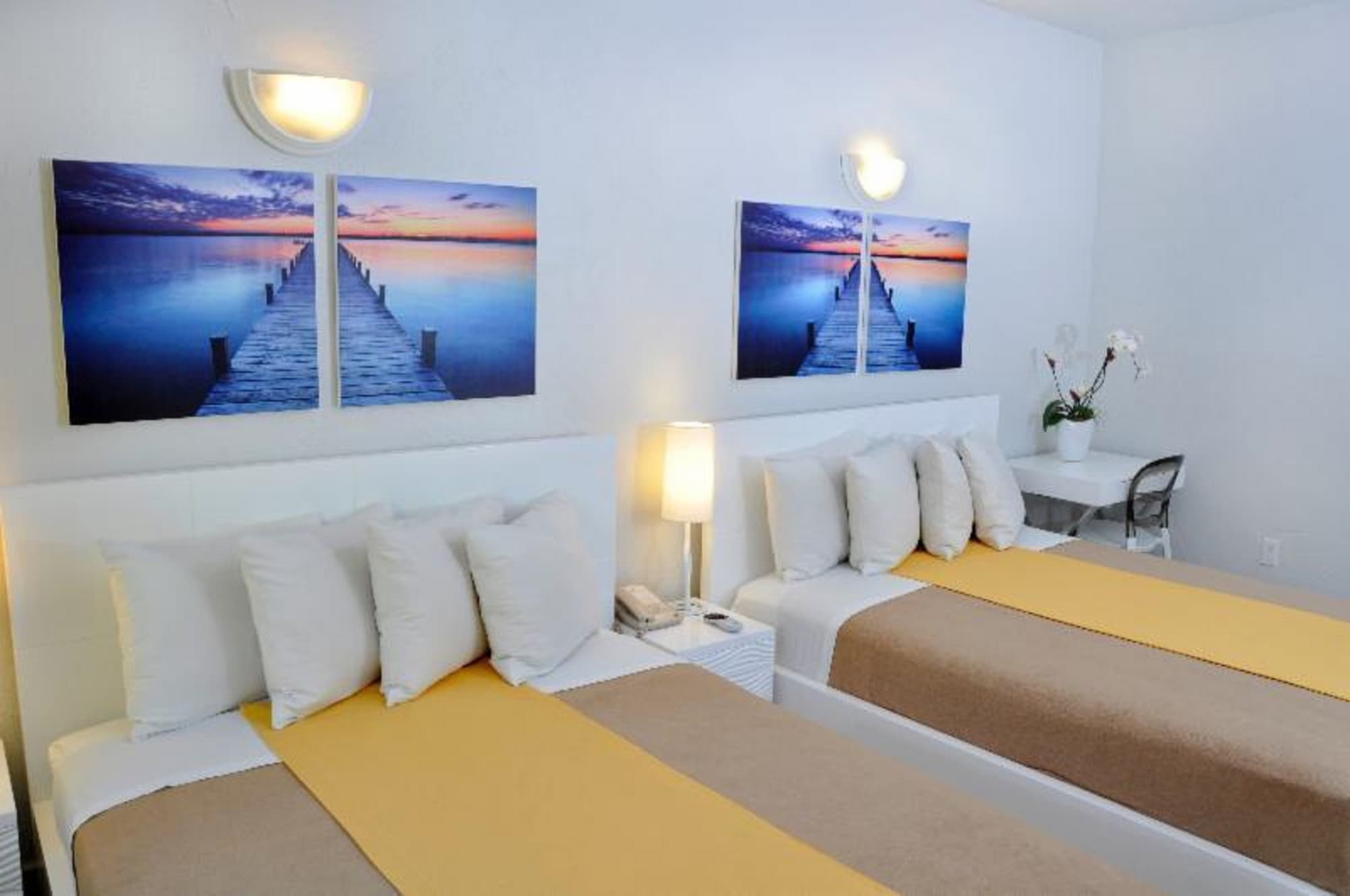 Ocean Five Hotel & Studios
