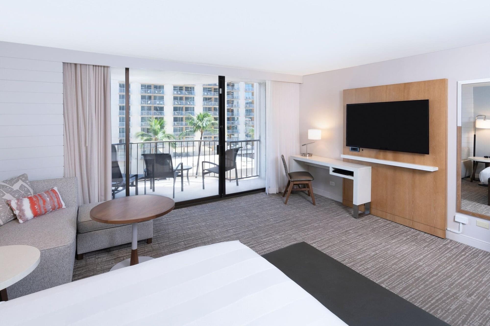 Waikiki Beach Marriott Resort & Spa