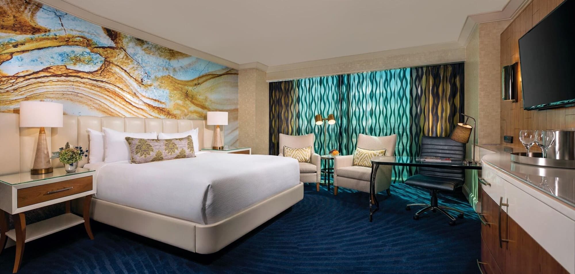 Mandalay Bay Hotel & Casino