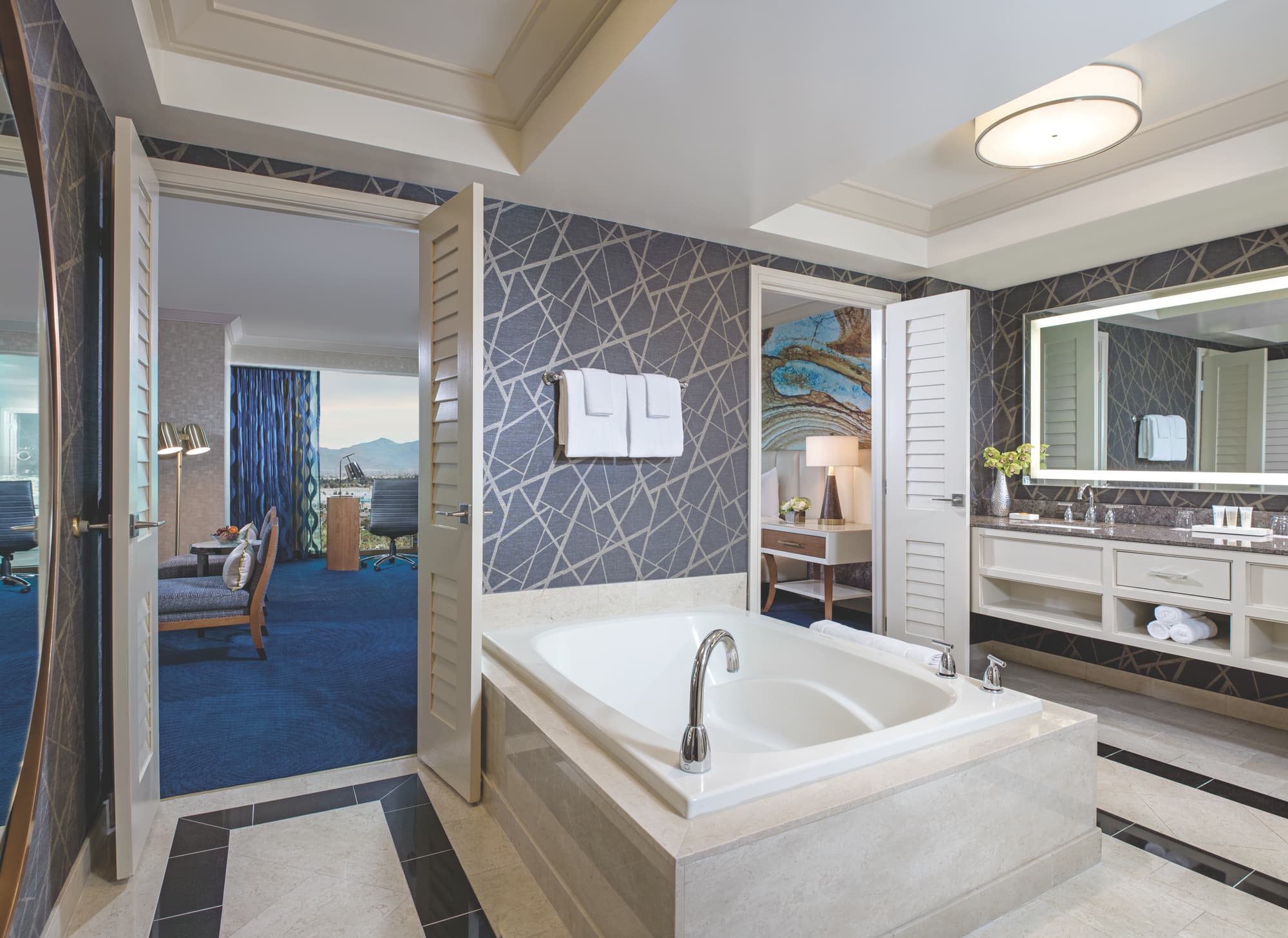 Mandalay Bay Hotel & Casino