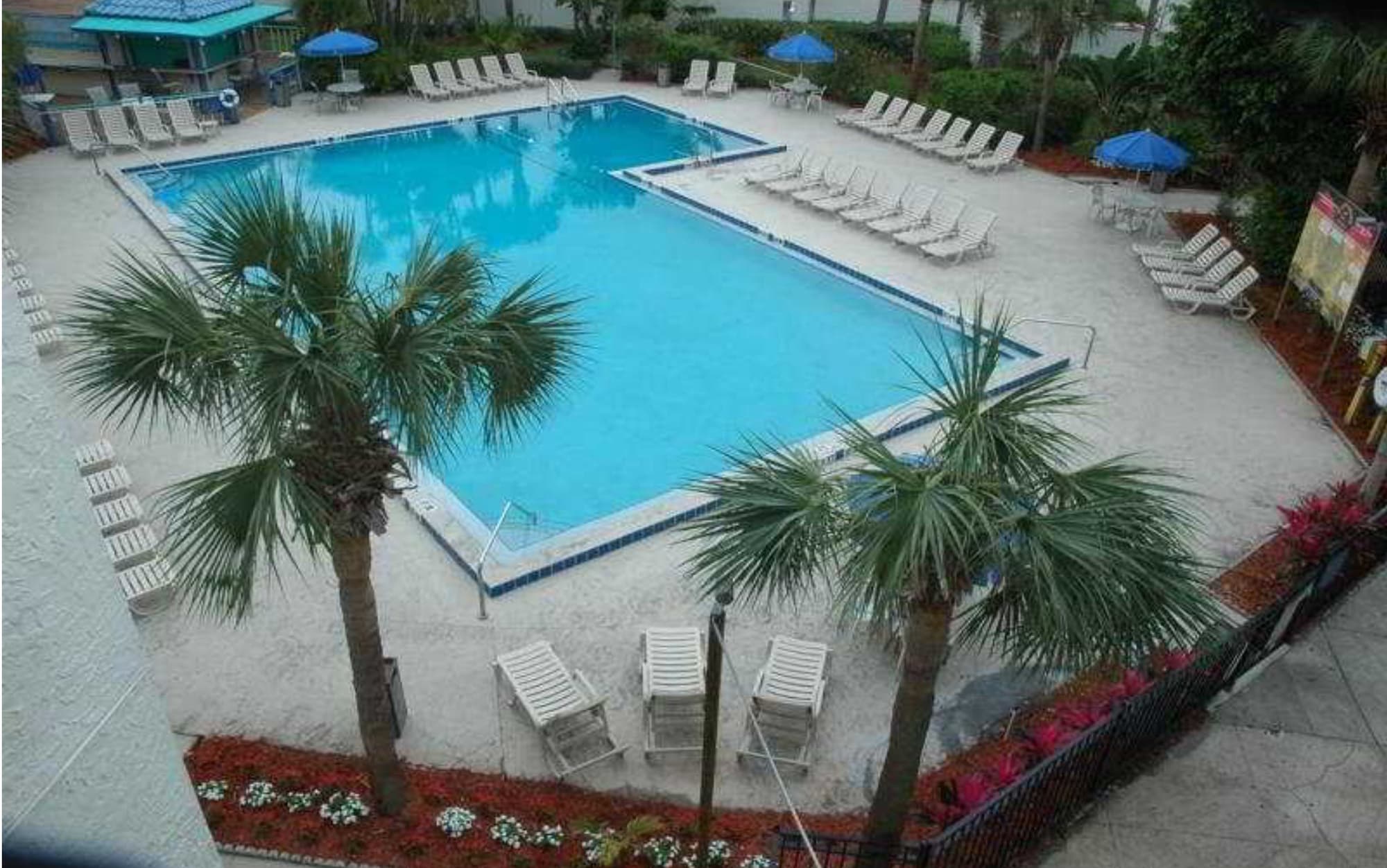 CLOSED - Monumental Movieland Hotel