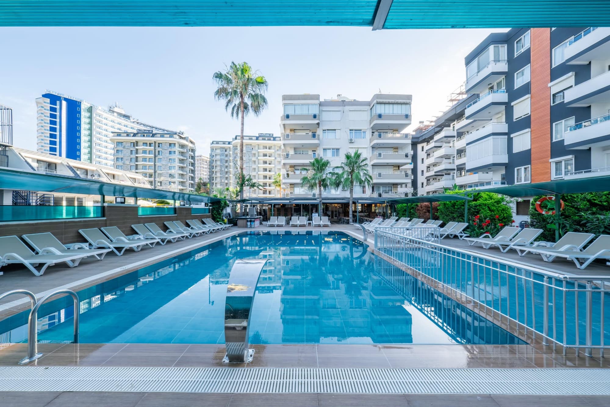 Bora Bora Butik, General view