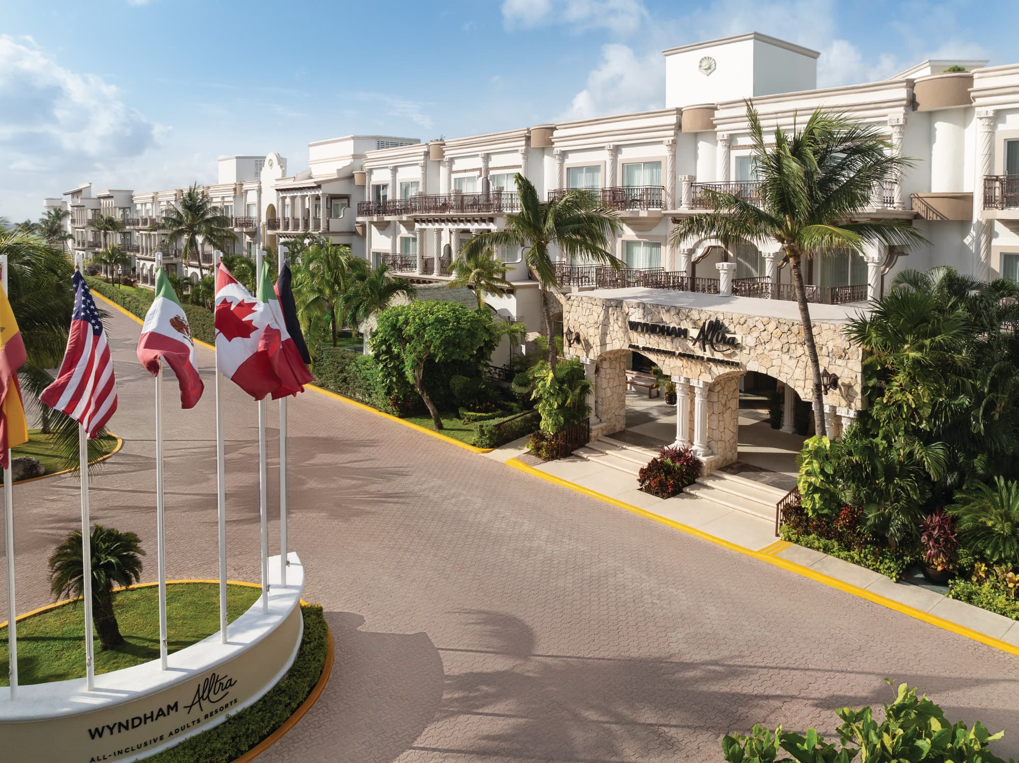 Wyndham Alltra Playa del Carmen Adults Only All In, General view