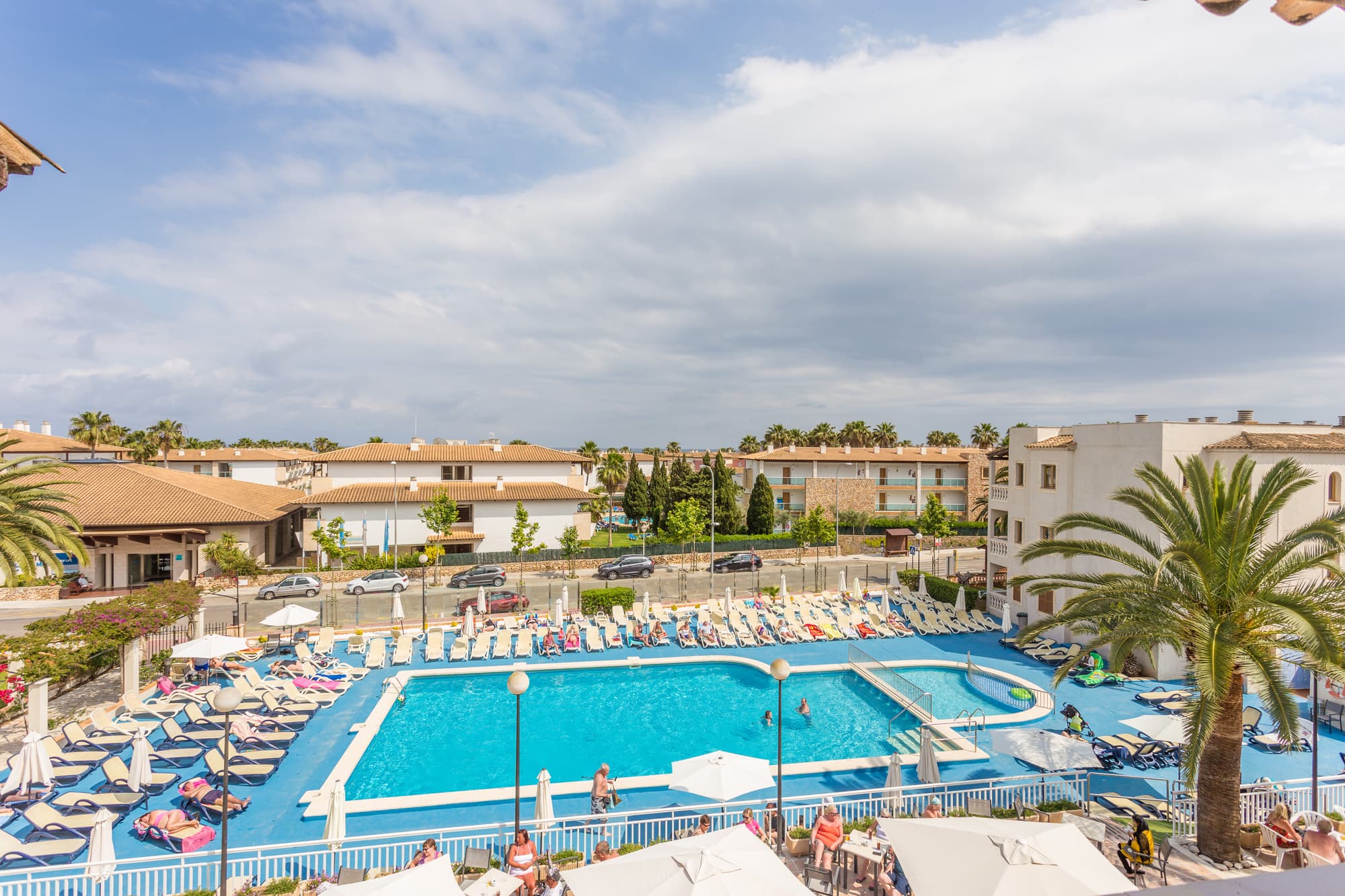 Caprice Isabel Aparthotel