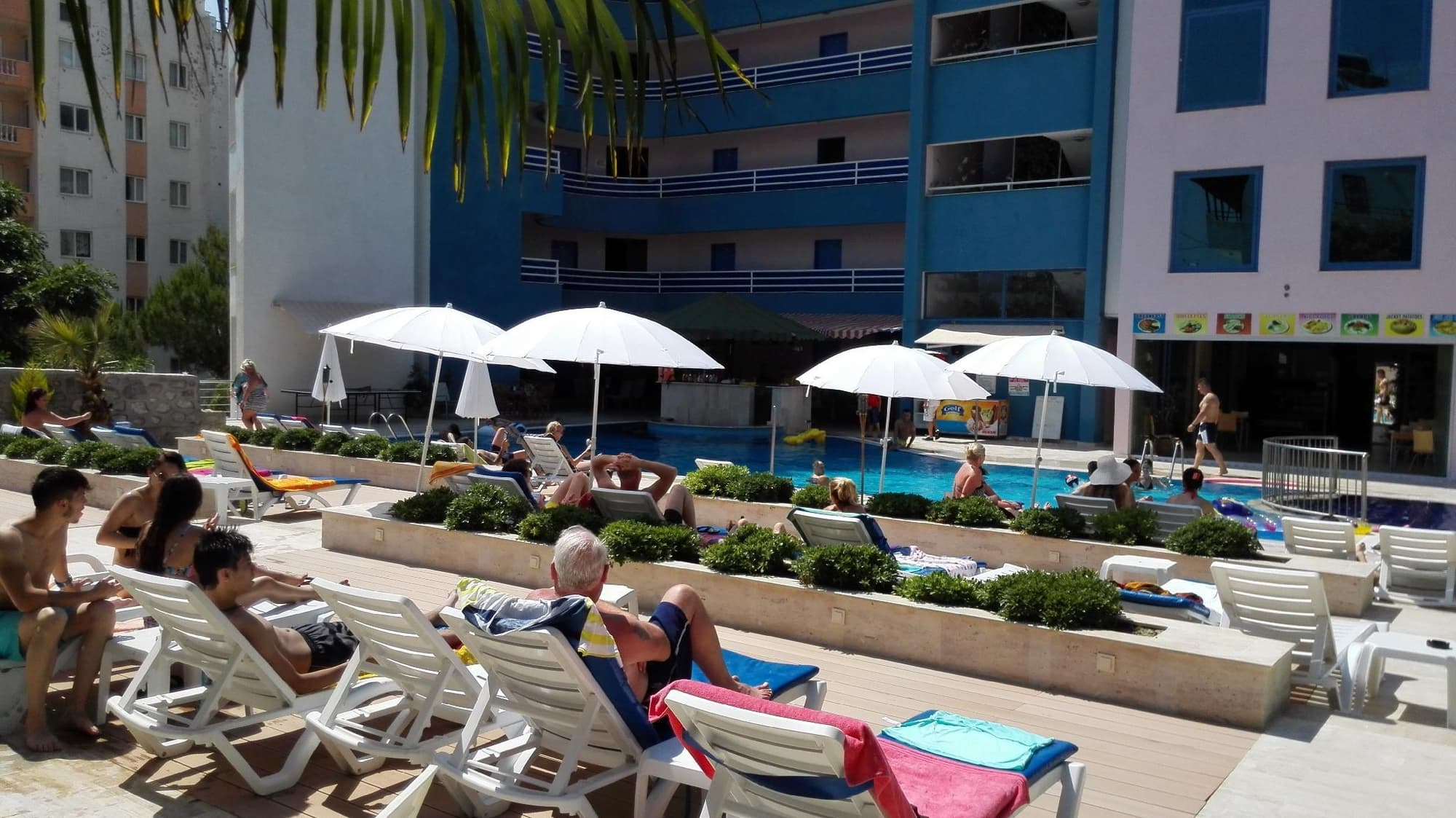 Tuntas Family Suites Kusadasi