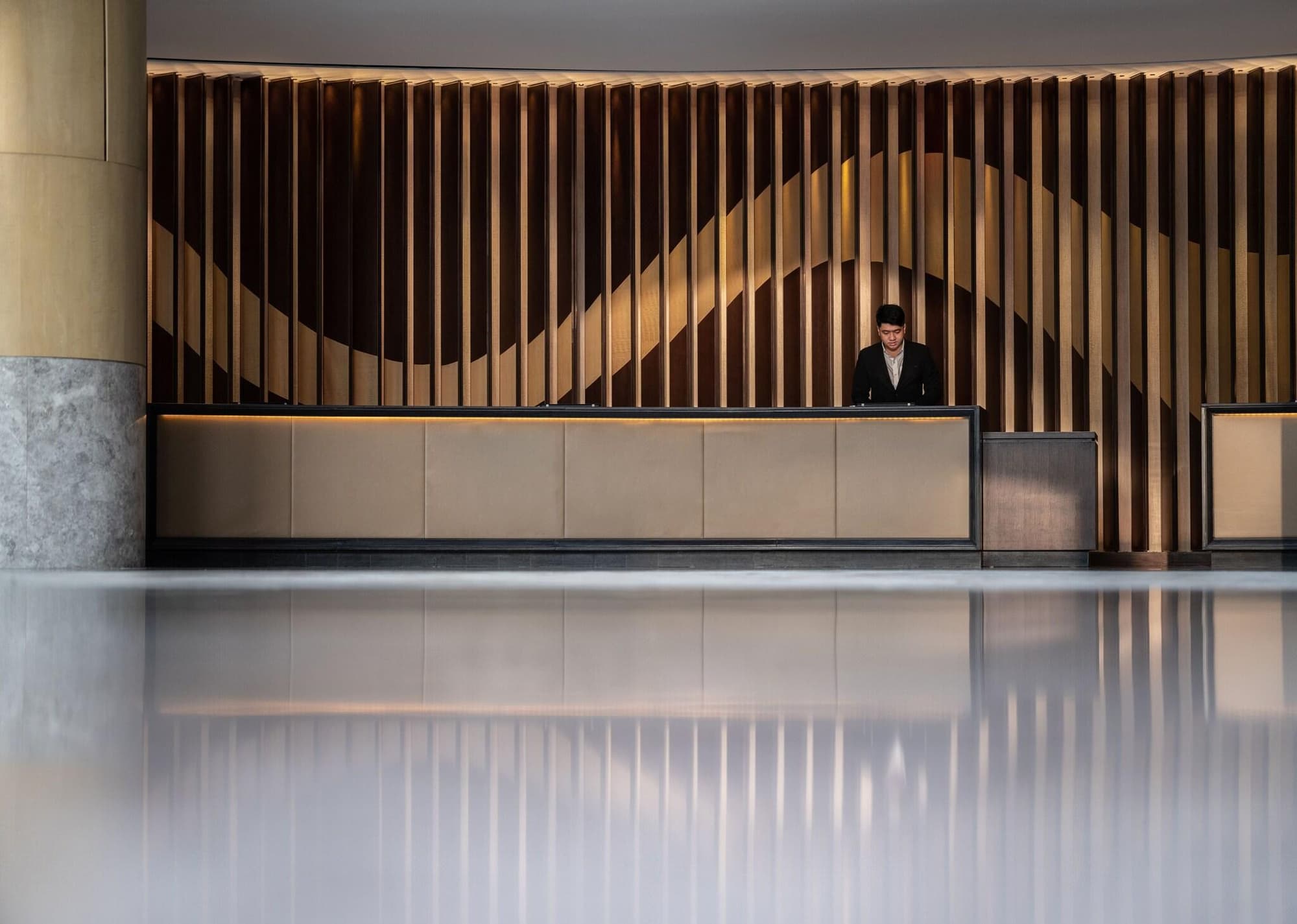 New World Saigon Hotel, Lobby