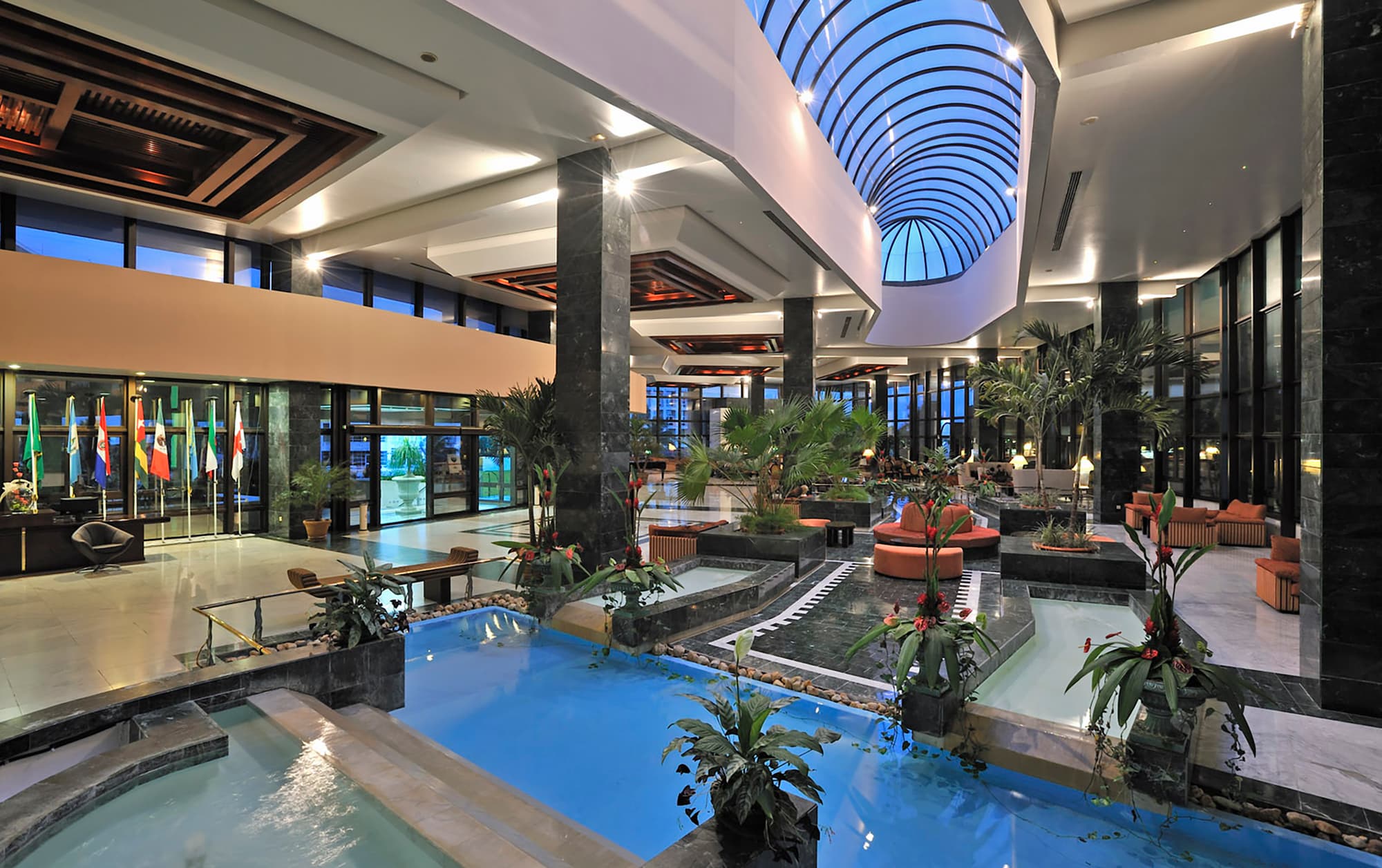 Melia Habana, Lobby