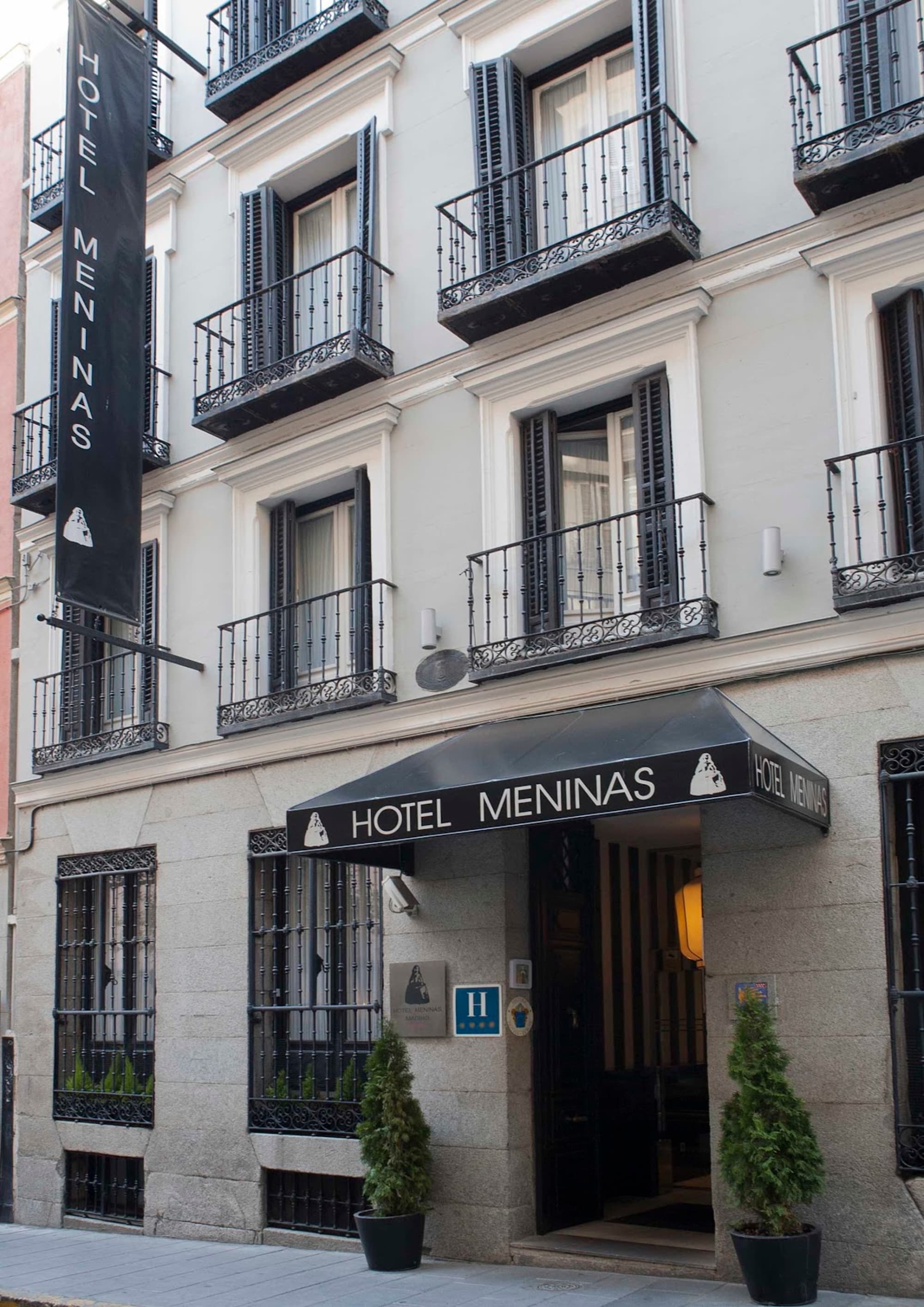 Hotel Meninas