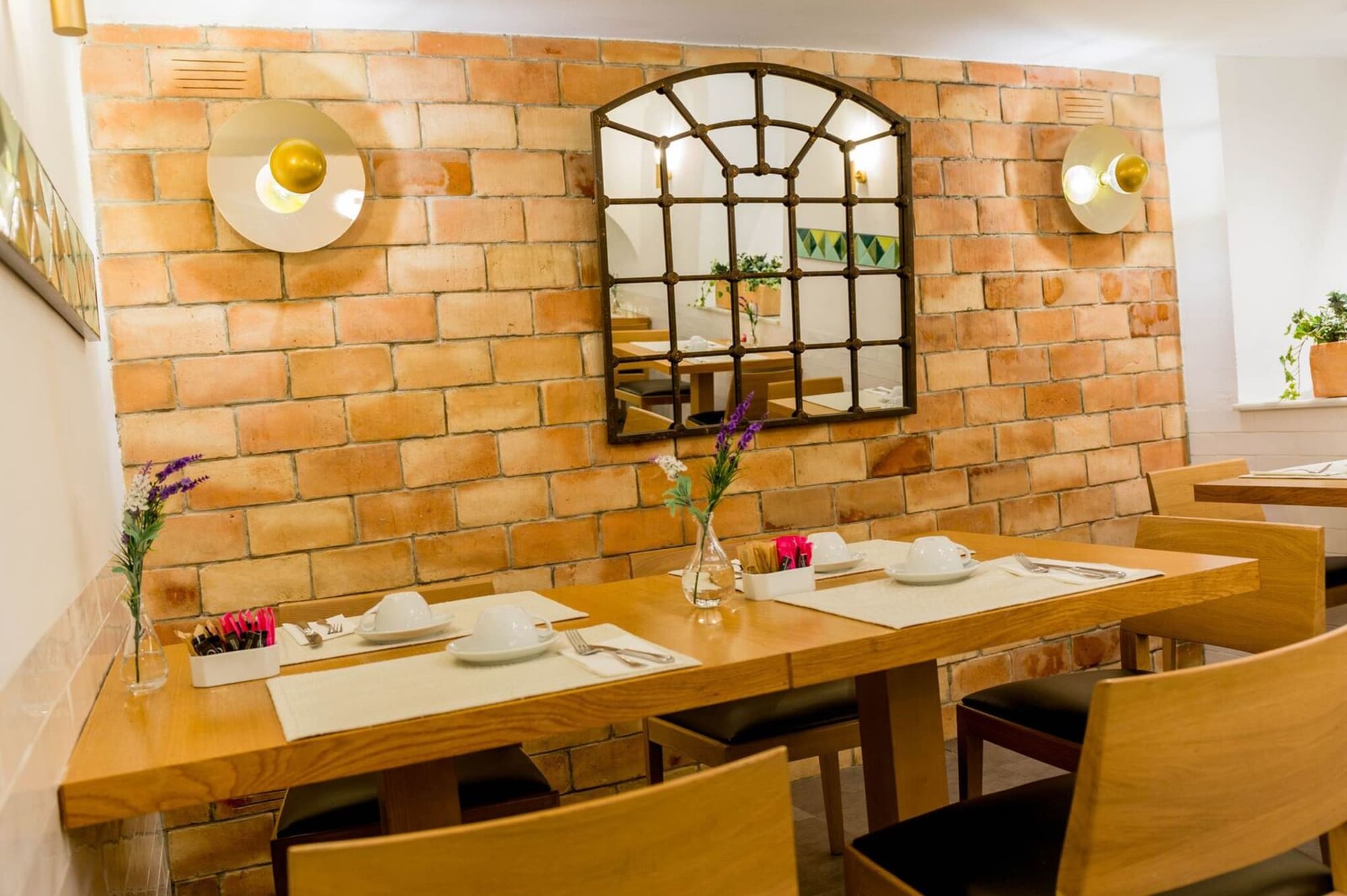 Hotel Meninas