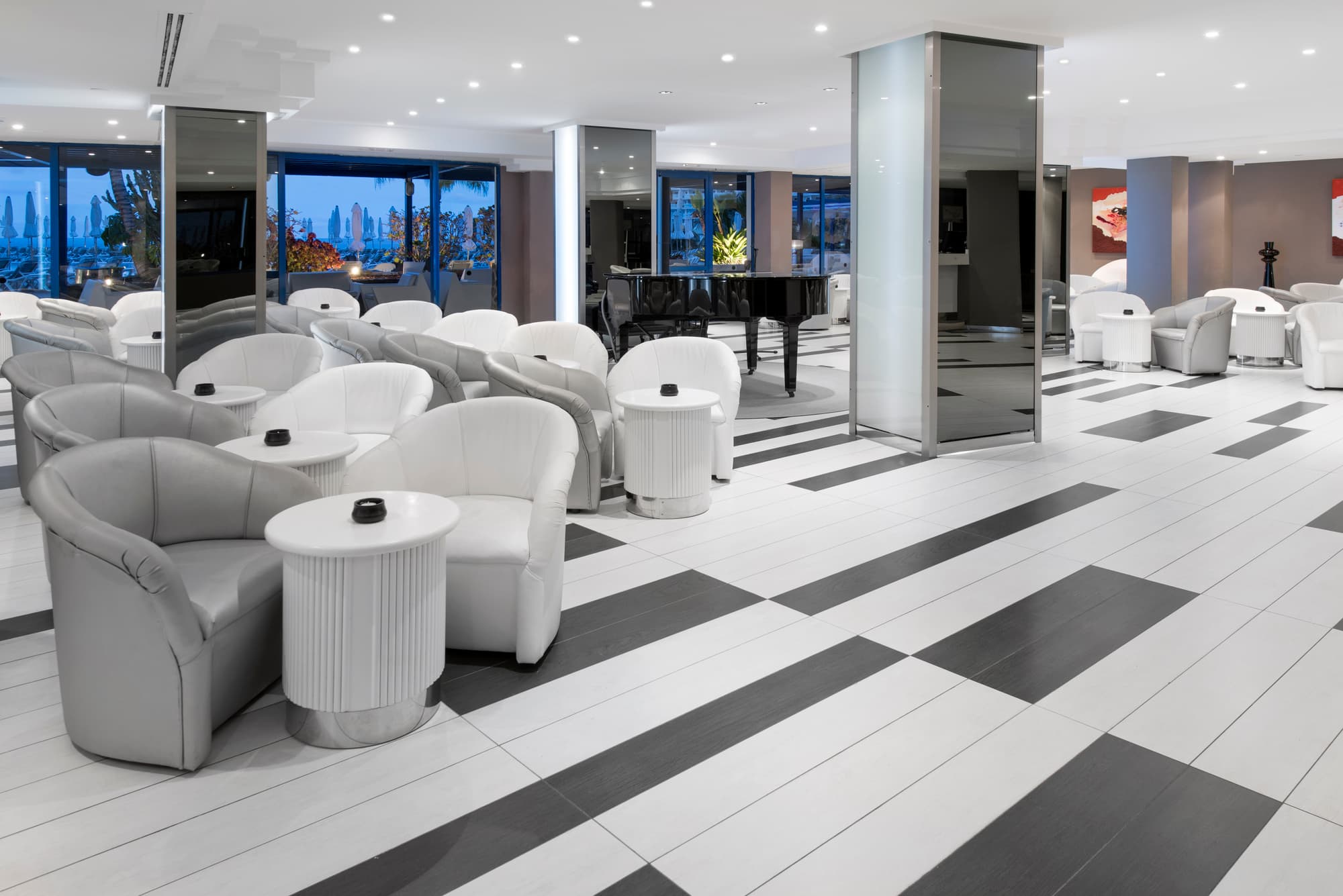 TUI BLUE Suite Princess (Adults Only), Bar