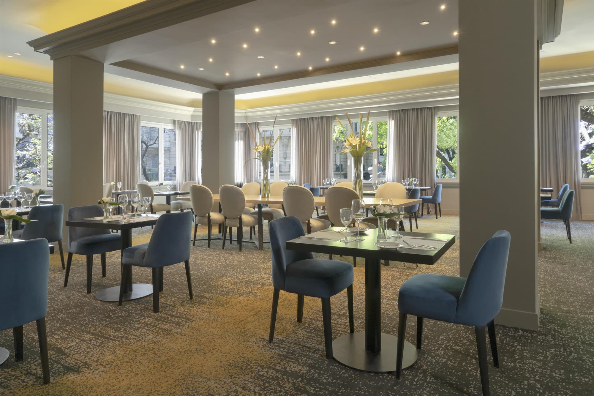 NH Collection Buenos Aires Crillon, Restaurant