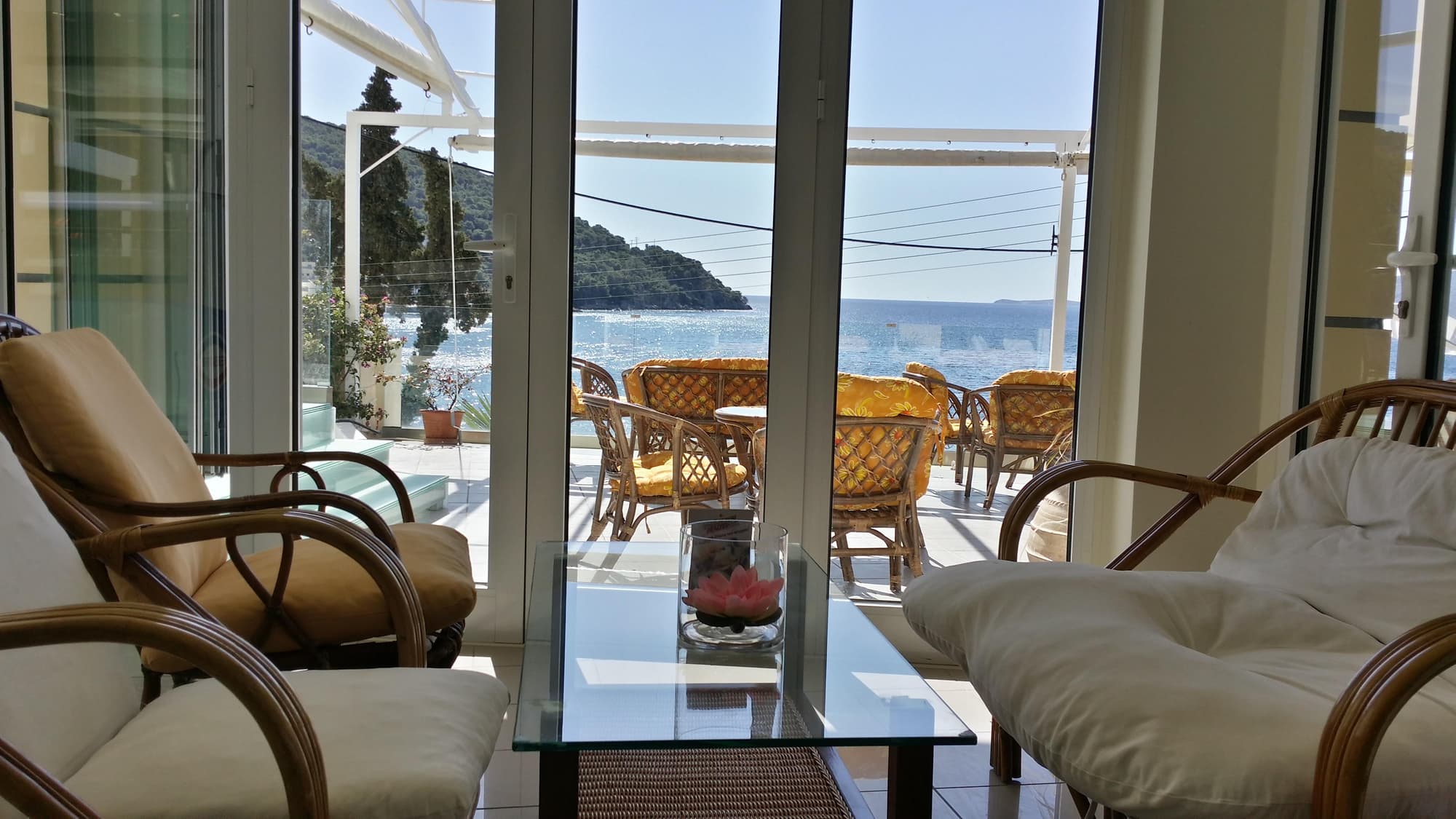 New Aegli Hotel