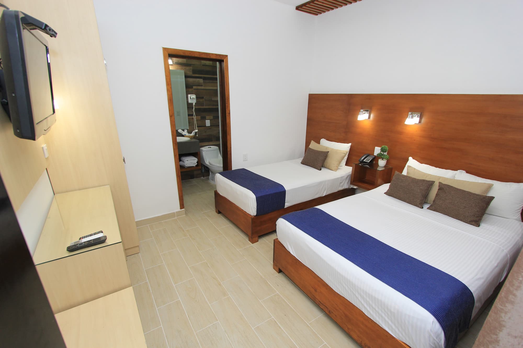 HOTEL DEL CARMEN