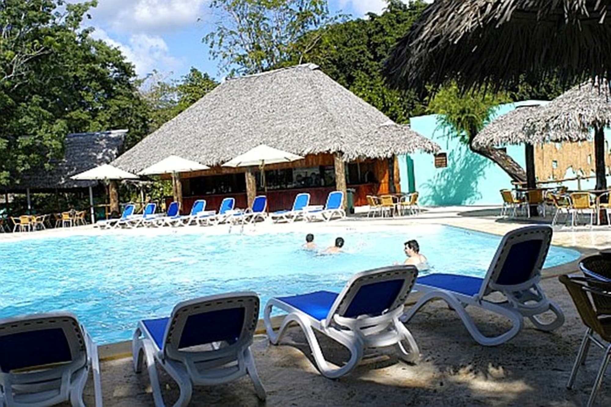 Horizontes Los Caneyes Hotel, Pool