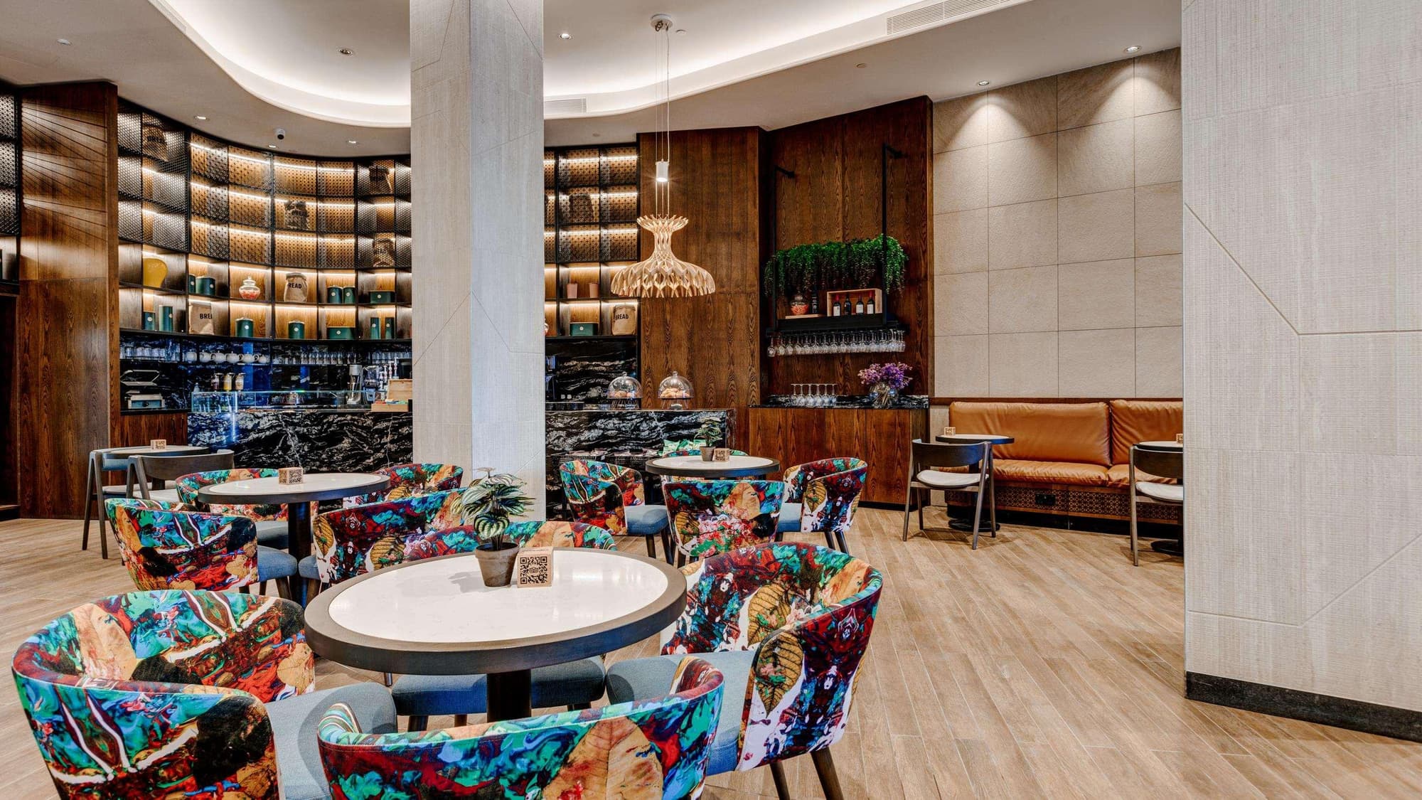 AX ODYCY, Restaurant