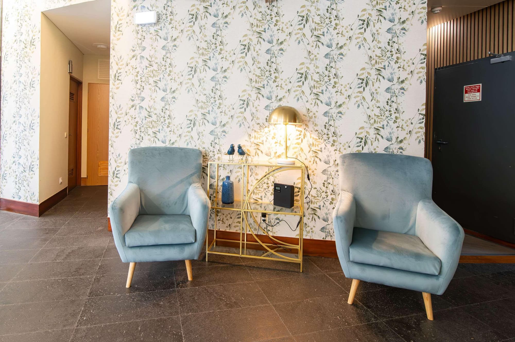 Comfort Inn Ponta Delgada, Lobby