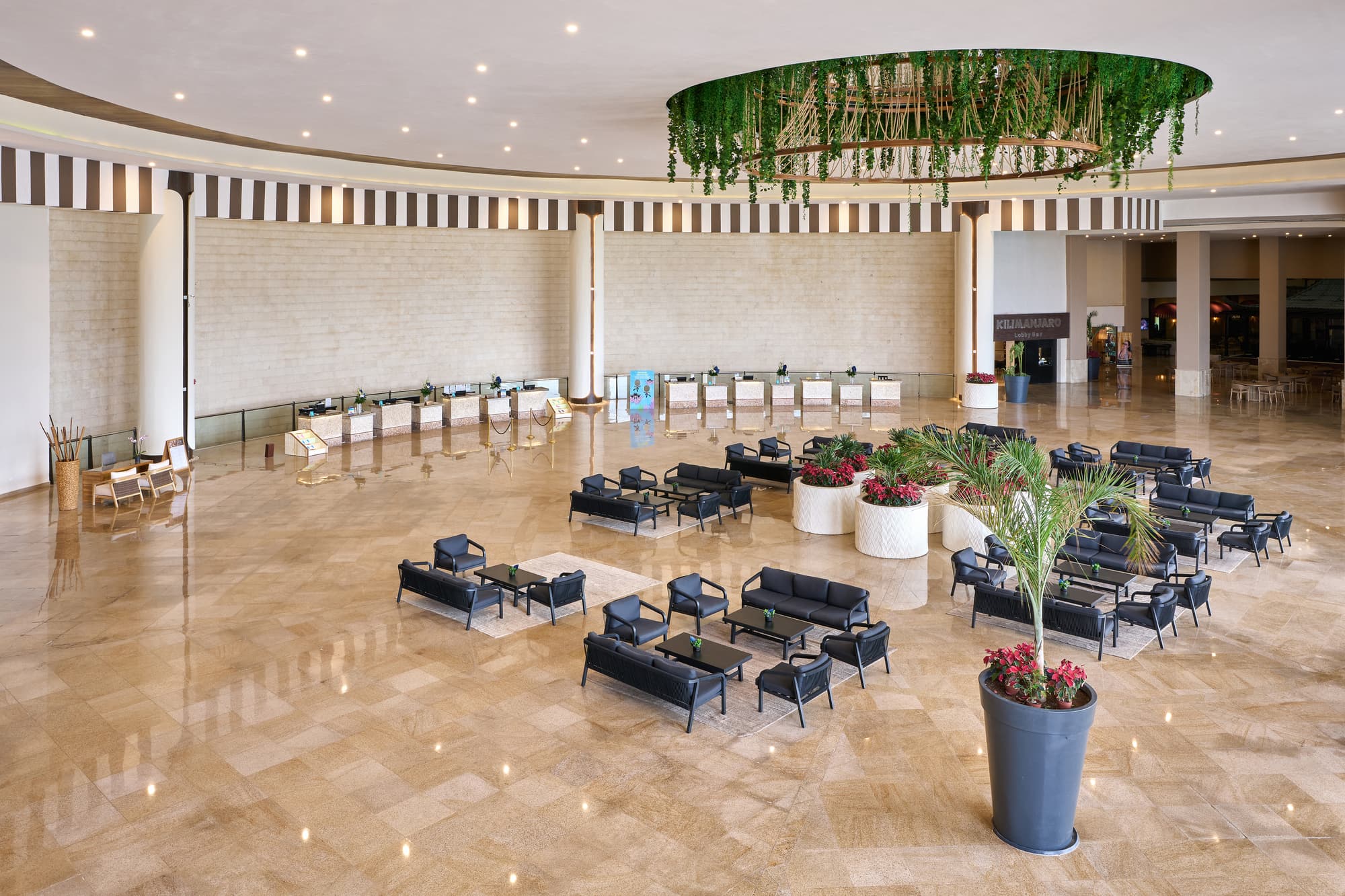 Seadust Cancun Family Resort, Lobby