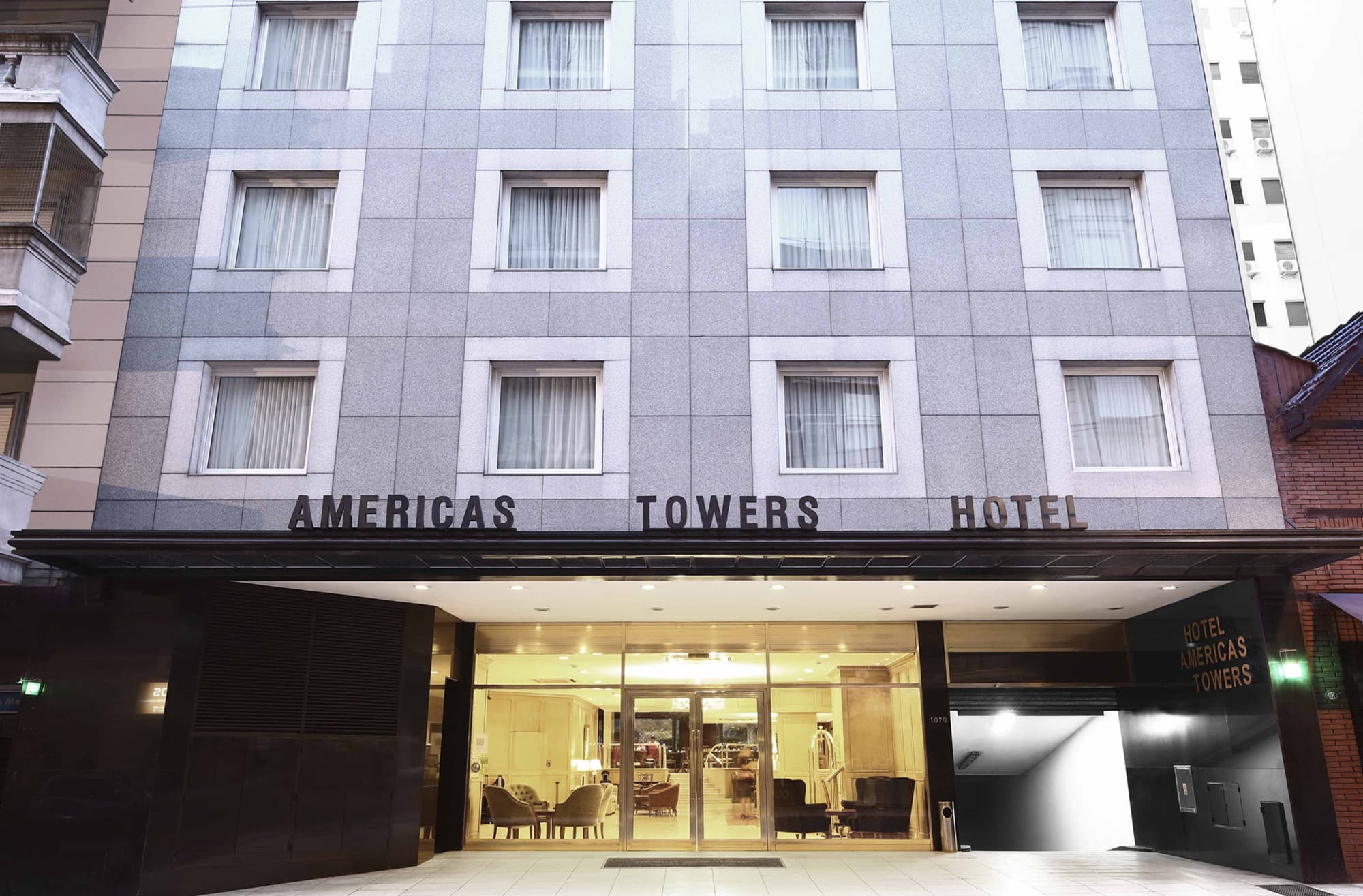 Cyan Americas Towers Hotel