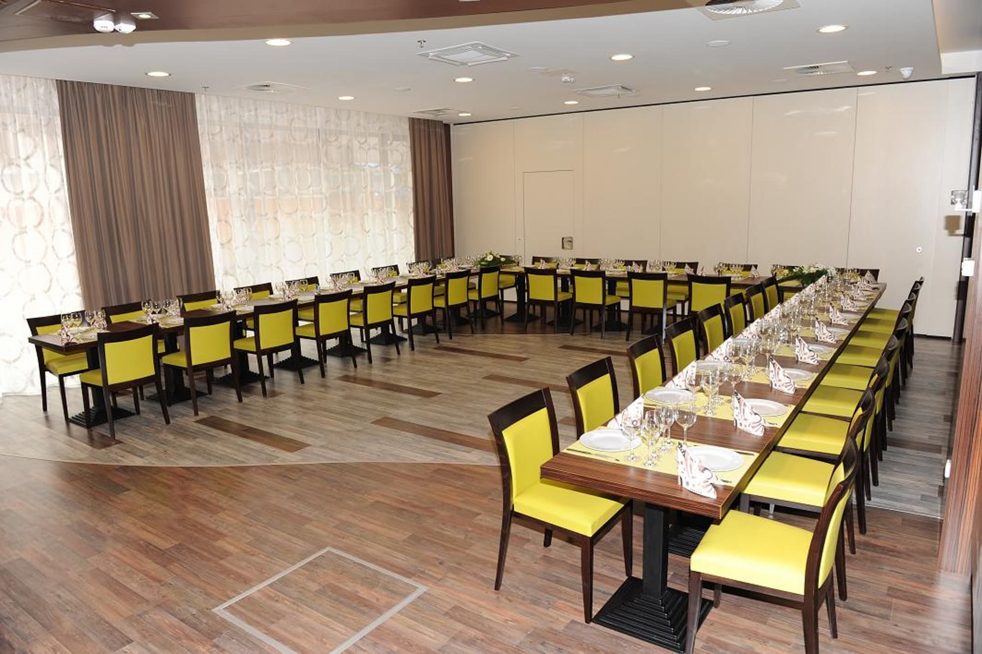 City Inn, Conferences