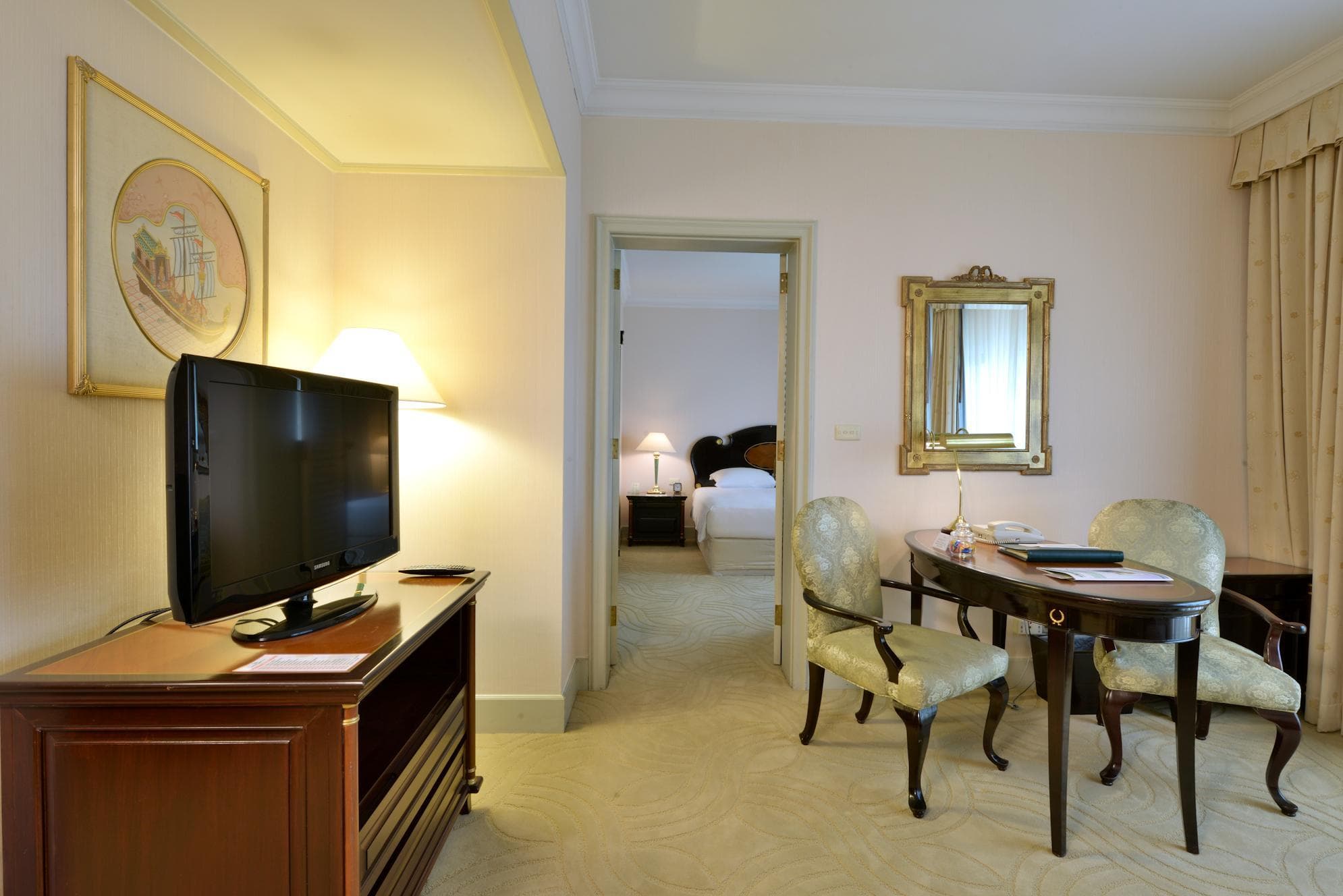 Evergreen Laurel Bangkok, Room