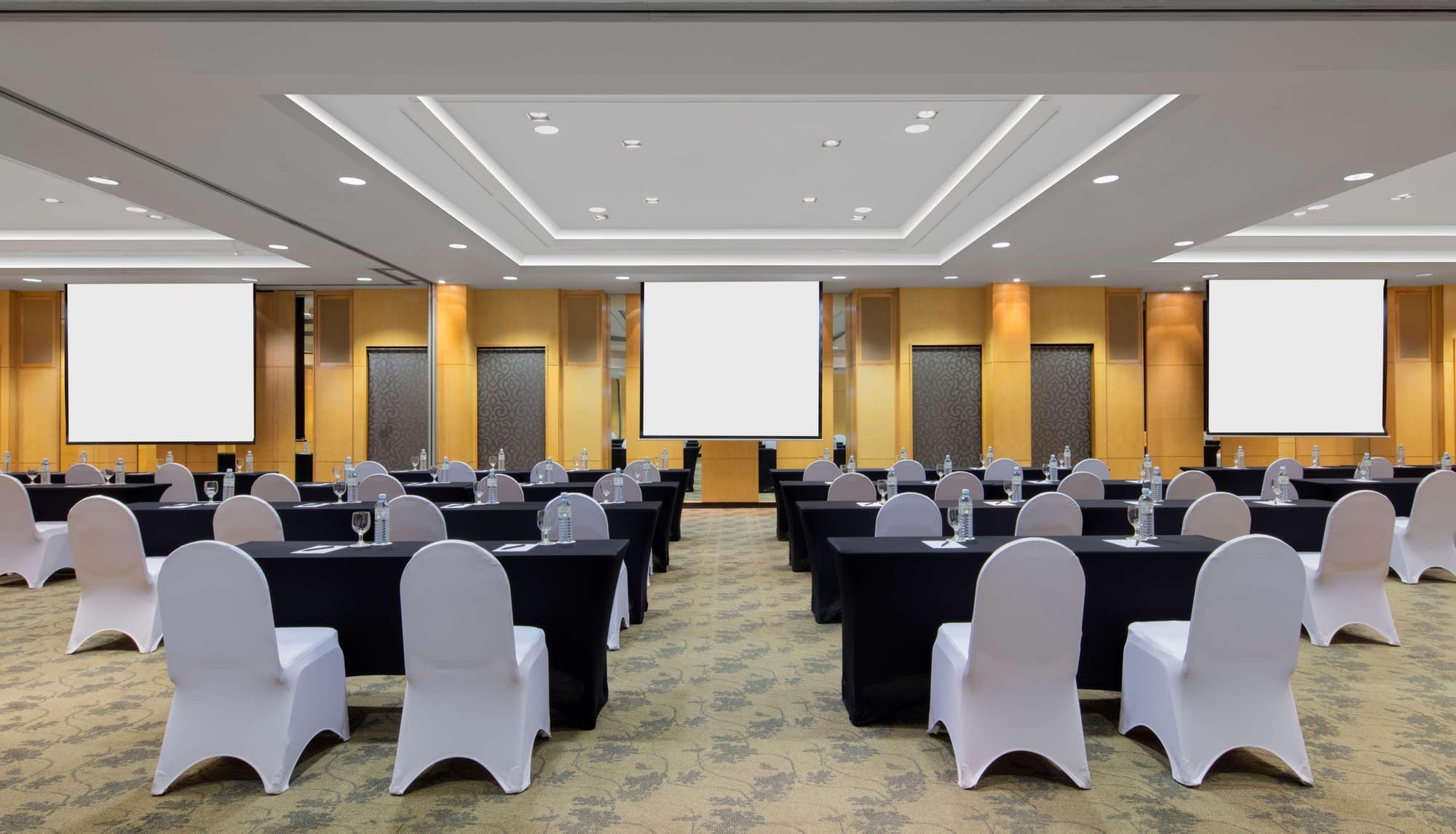 Radisson Hotel Brunei Darussalam, General view