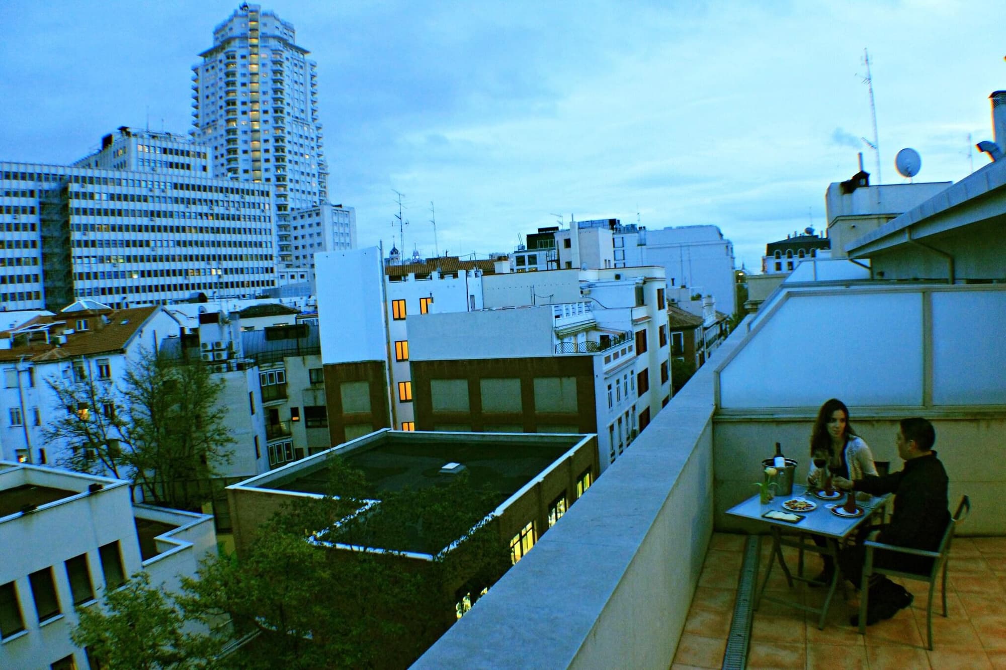 Suites Viena Plaza de España, Terrace