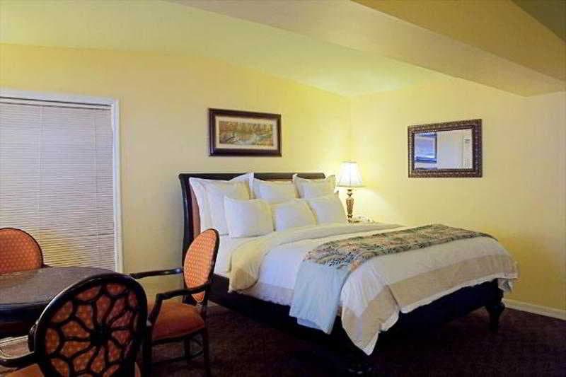 Reefhouse Resort and Marina