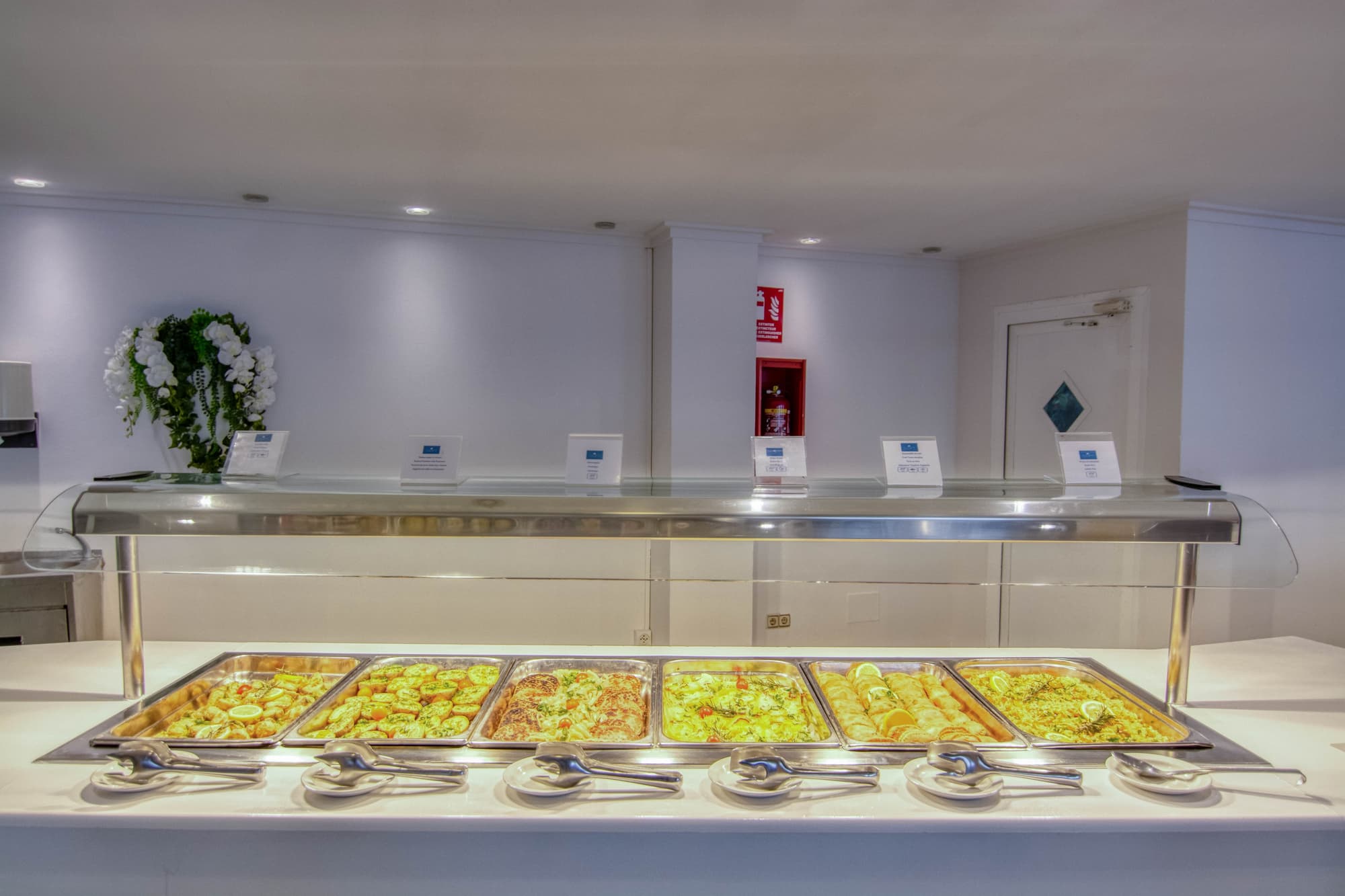 Hotel Coral Beach by MIJ, Restaurant