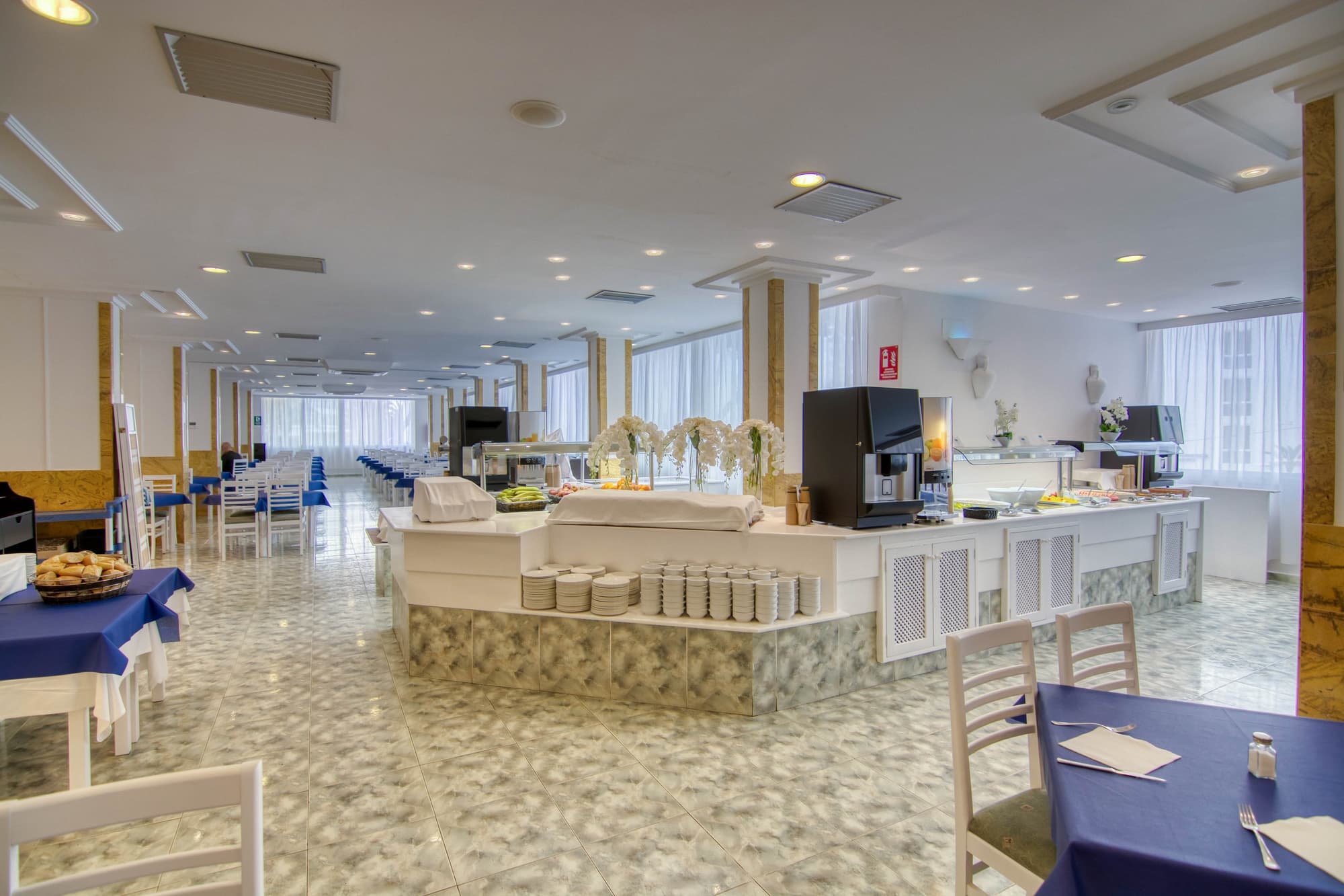 Hotel Coral Beach by MIJ, Restaurant