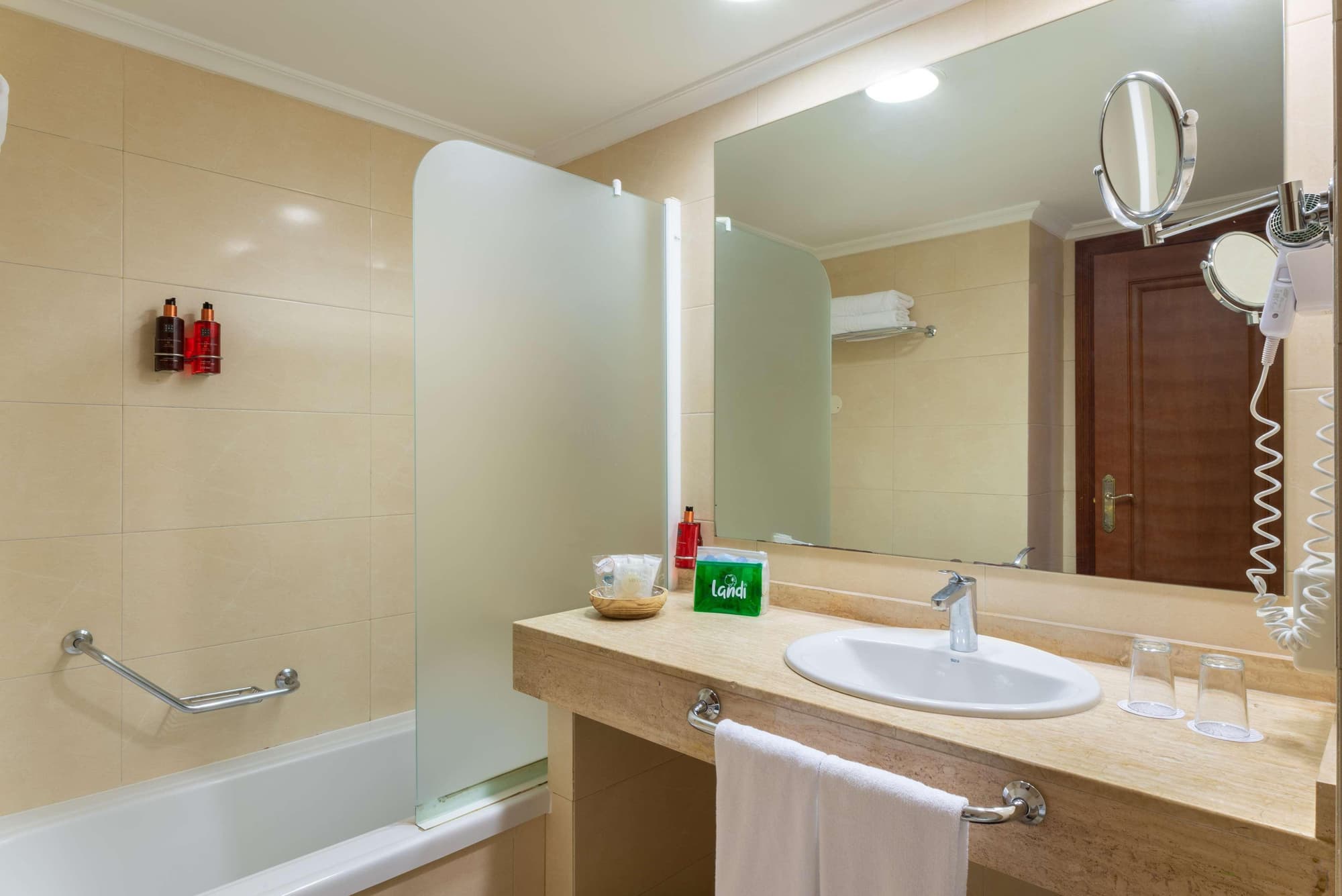 Landmar Costa Los Gigantes Family Resort