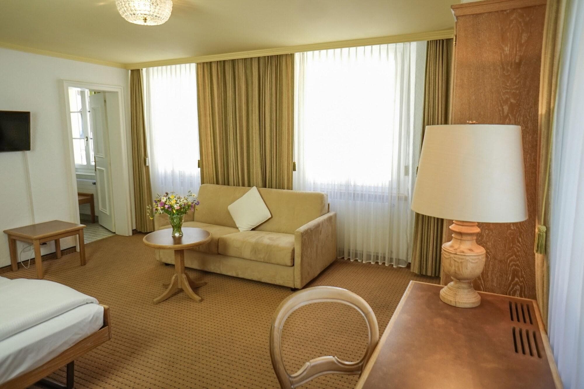 Thermal Htls & Walliser Alpentherme Leukerbad