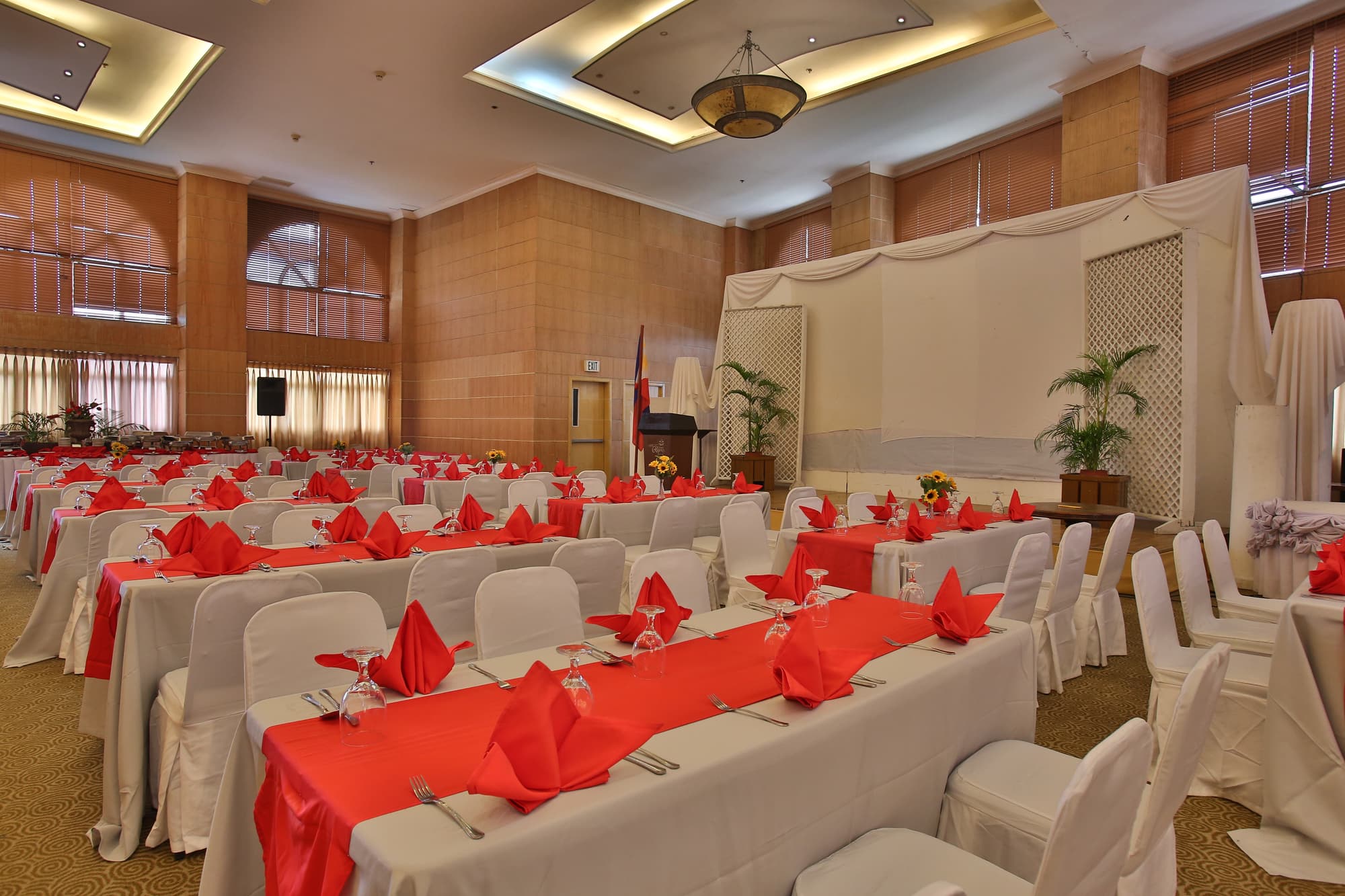 Crown Regency Suites & Residences Mactan, Conferences