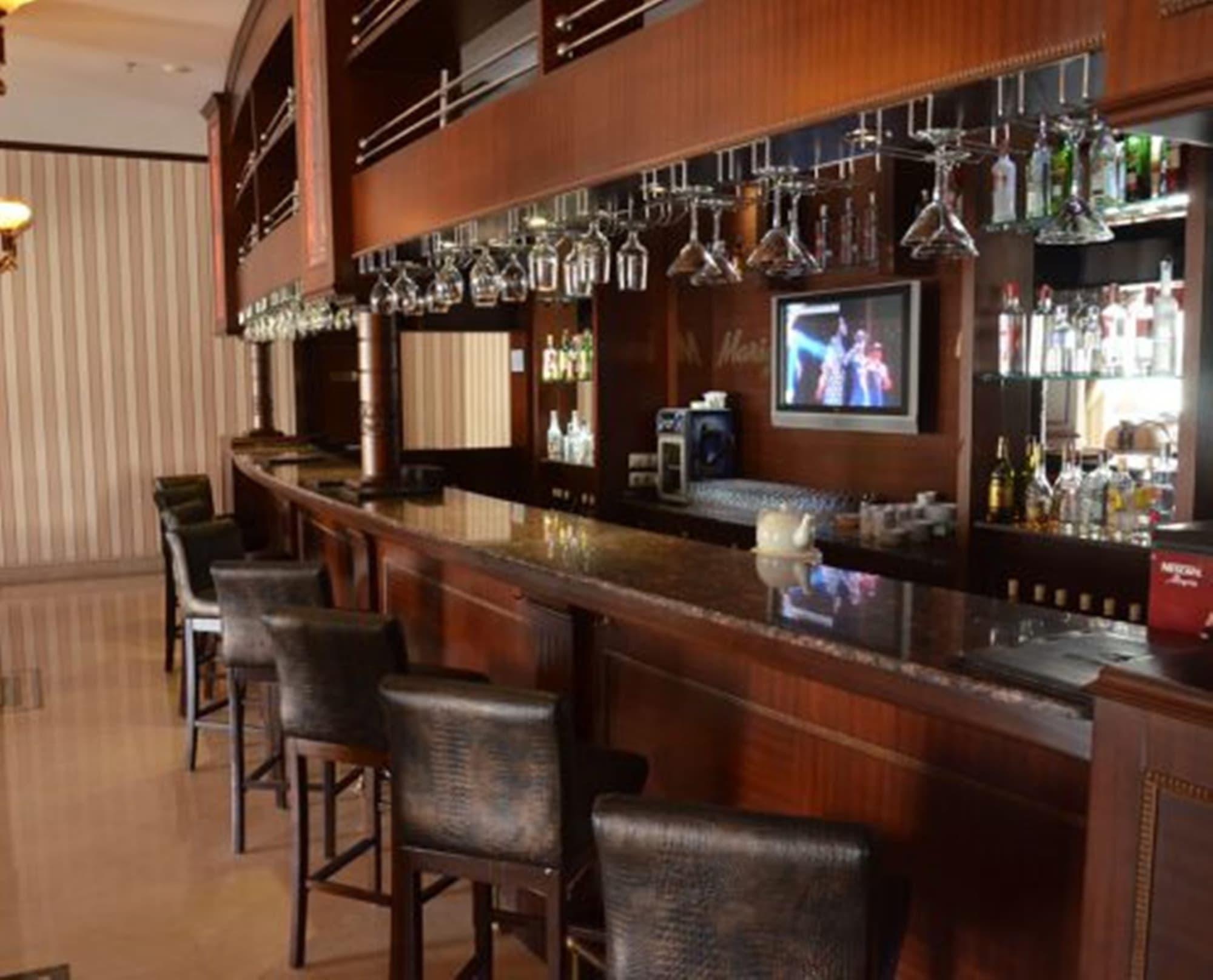 Latanya Palm Airport Aleria Hotels
