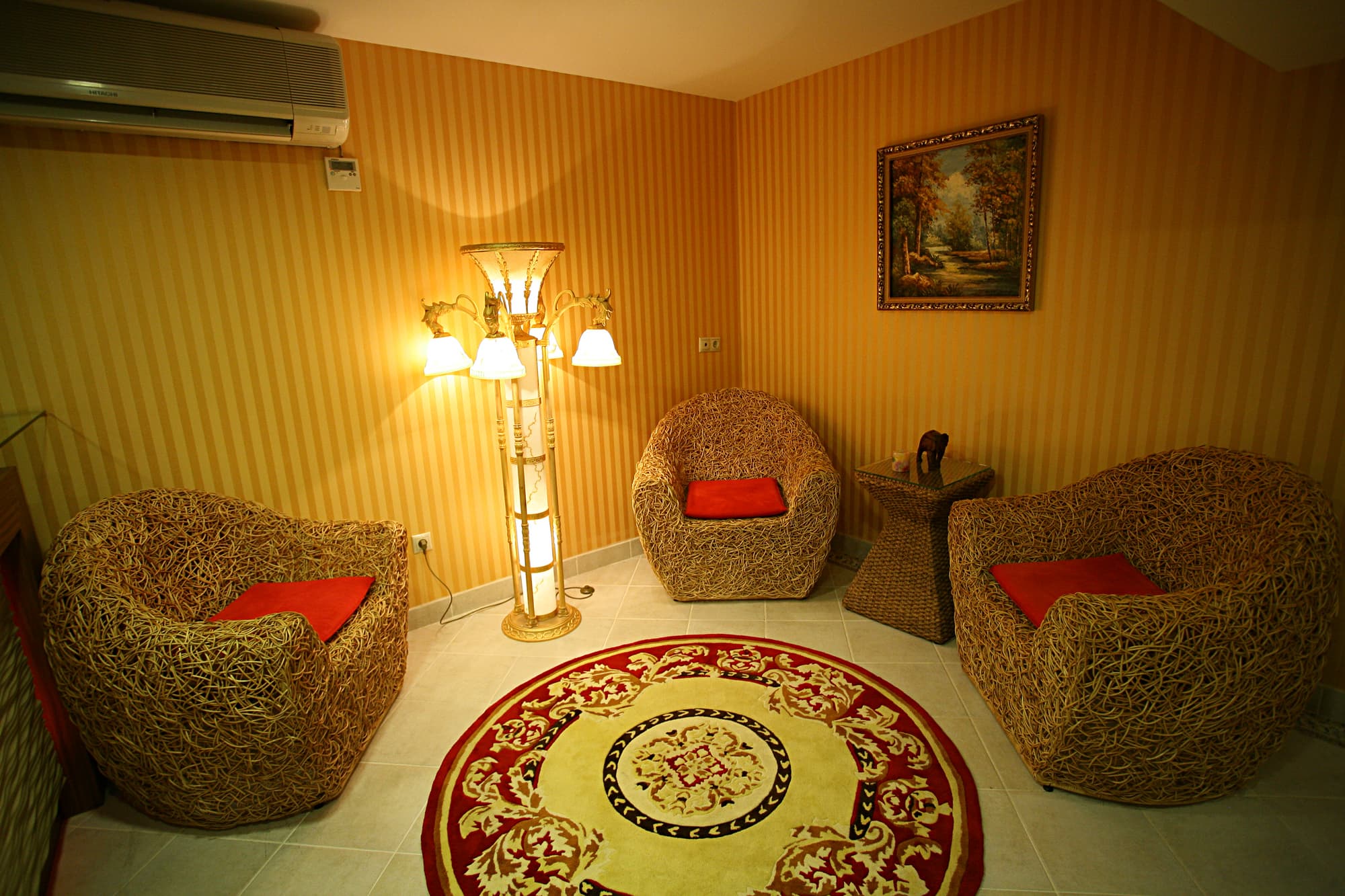 Latanya Palm Airport Aleria Hotels