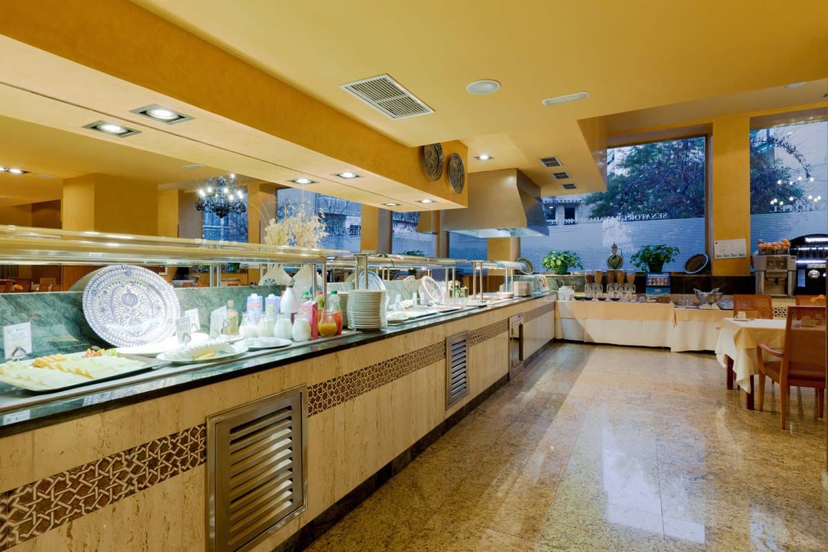 Senator Granada, Restaurant