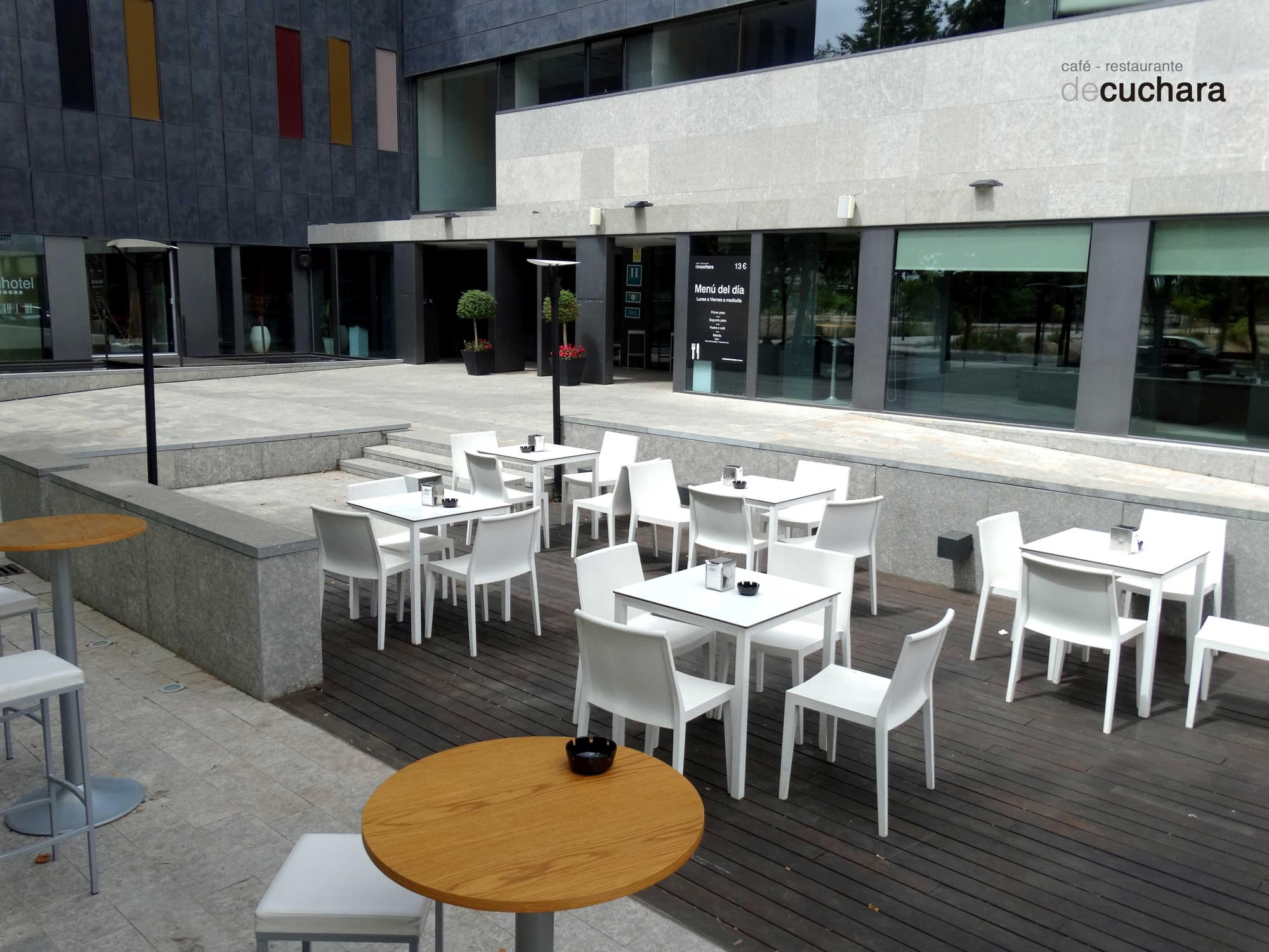 Blu Hotel Almansa, Terrace