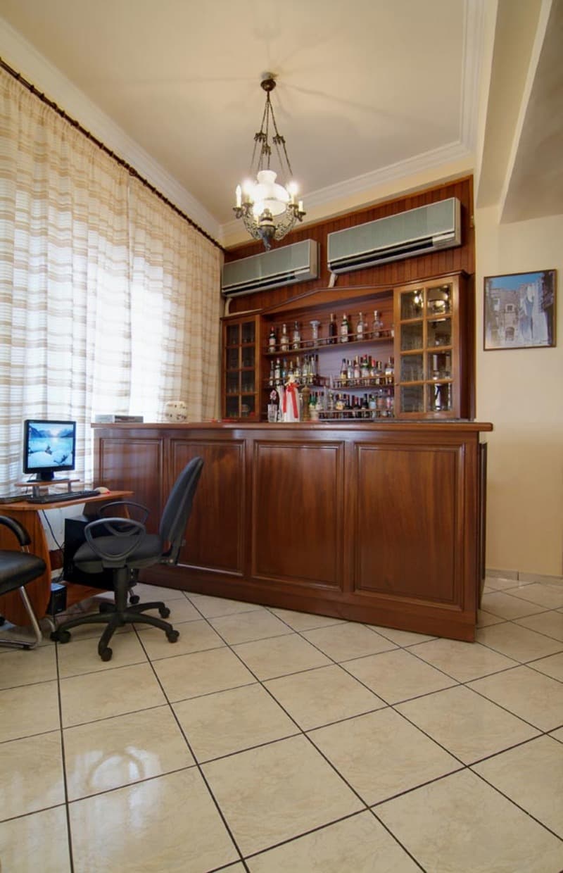 Hermes Delphi, General view