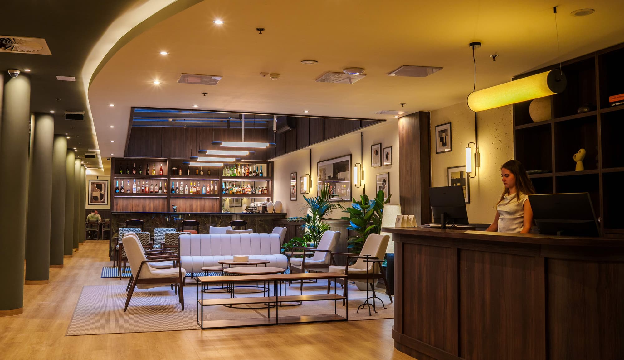 Honest Budapest by Chic&Basic