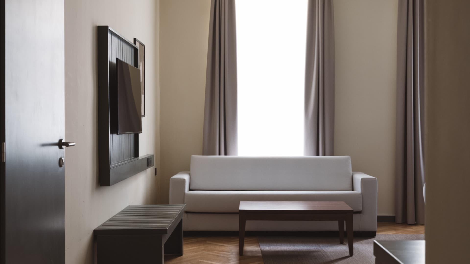 Honest Budapest by Chic&Basic