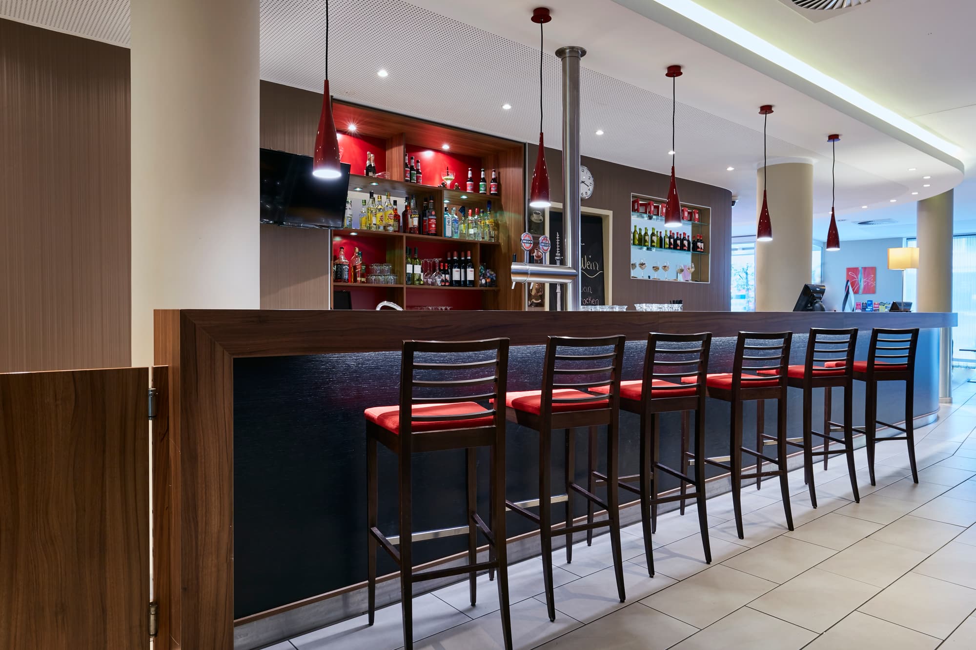 Premier Inn Berlin City Centre, Bar