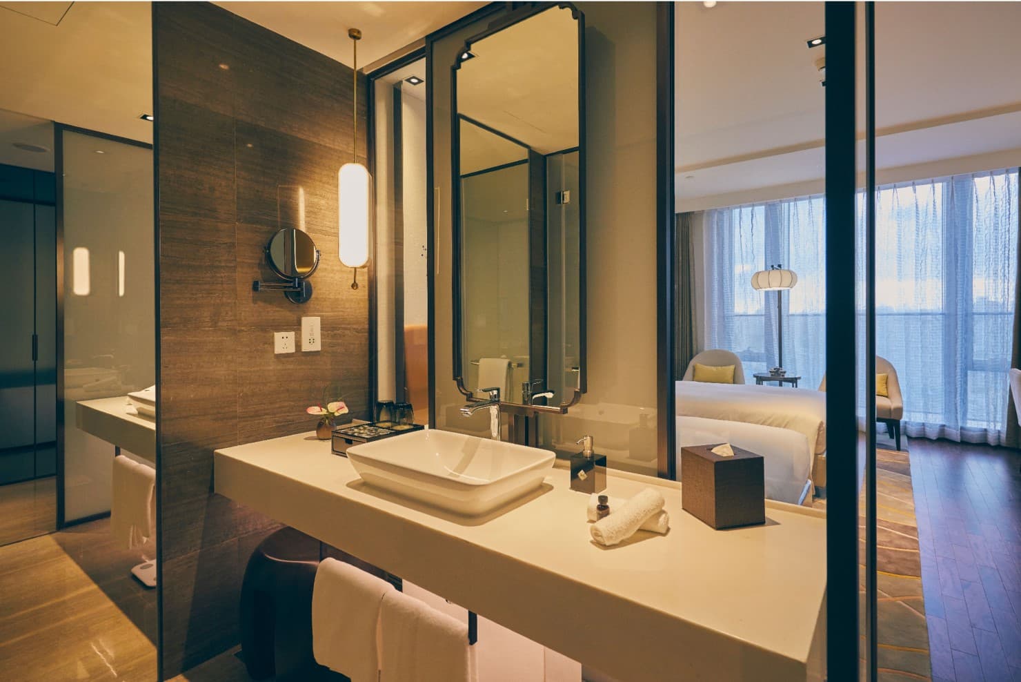 LJZ Supreme Tower Hotel