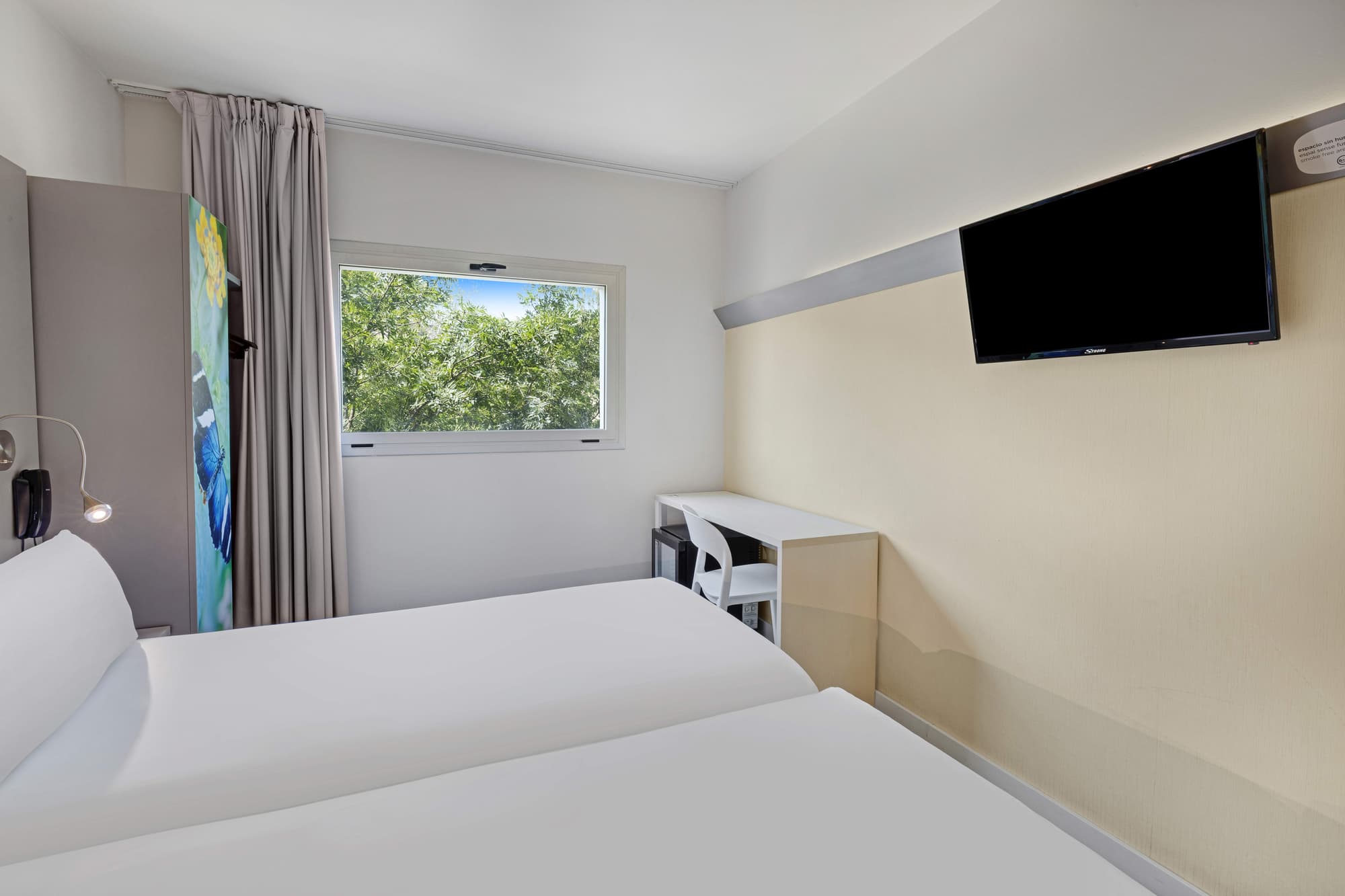 B&B HOTEL Girona 2