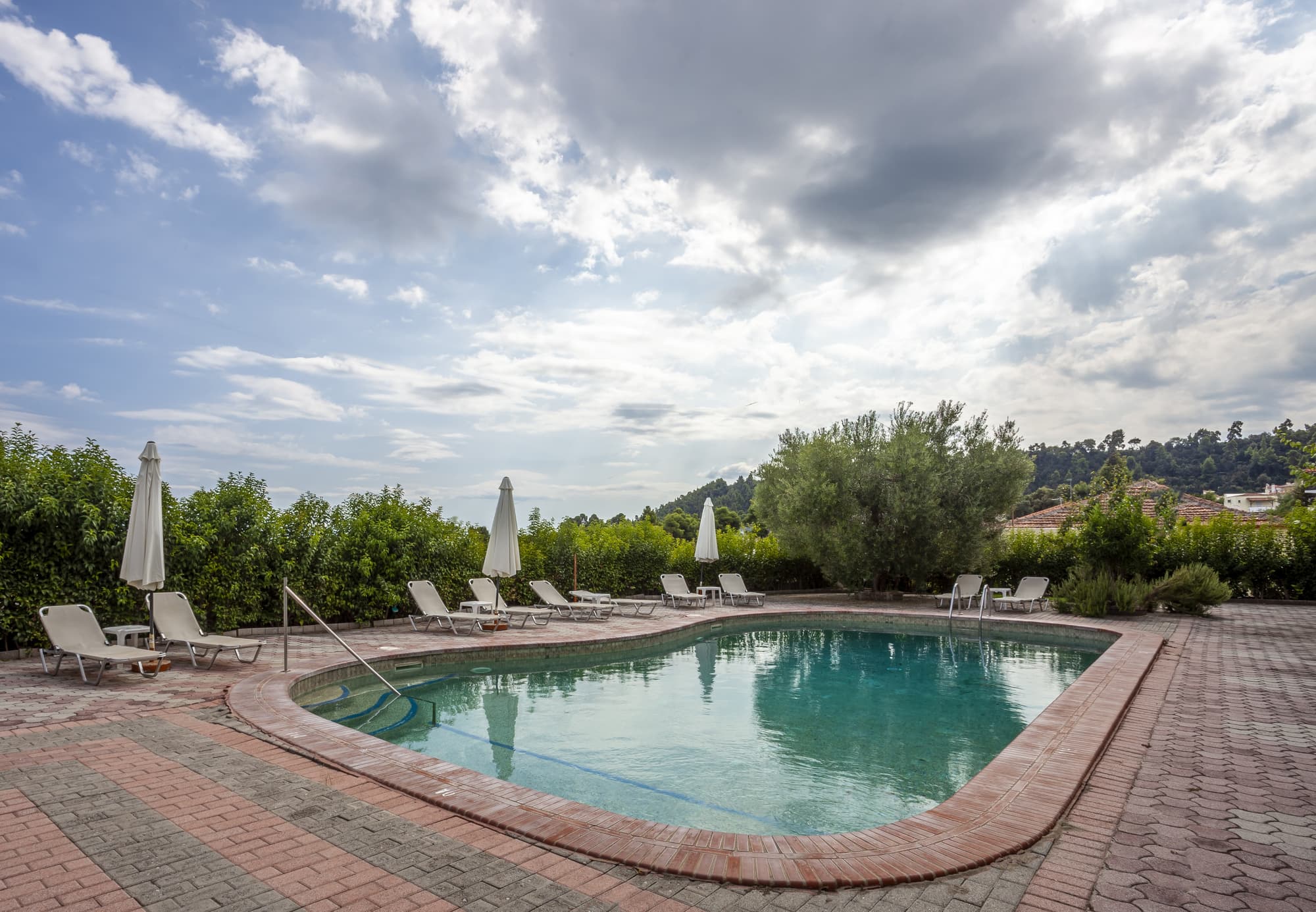 Skentos Hotel