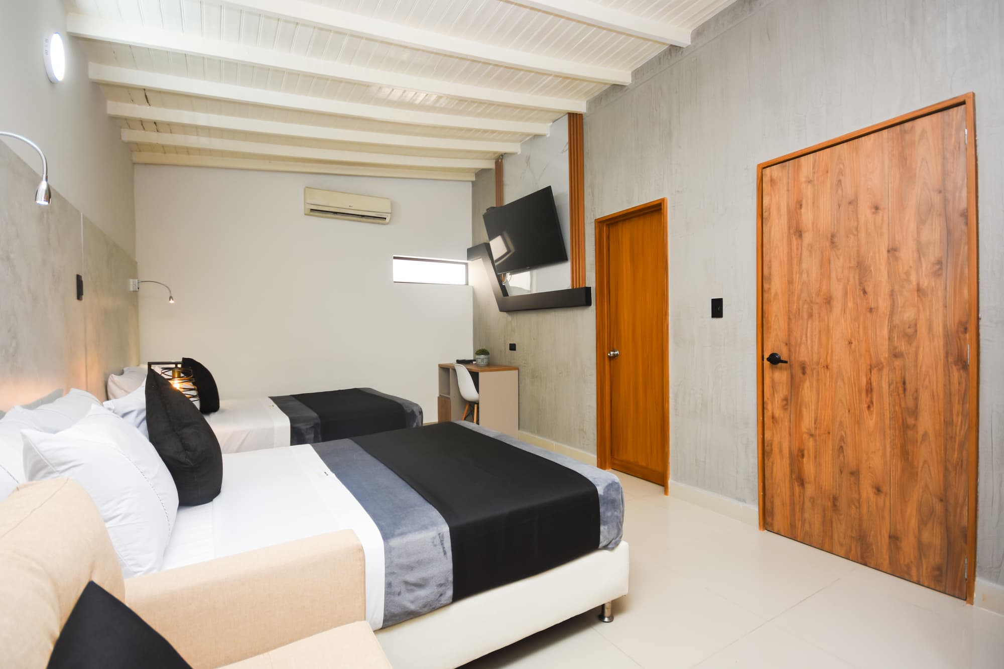 Naiot Hotel Boutique