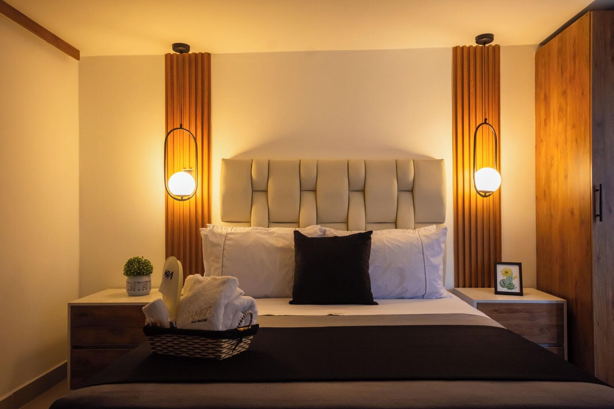 Naiot Hotel Boutique