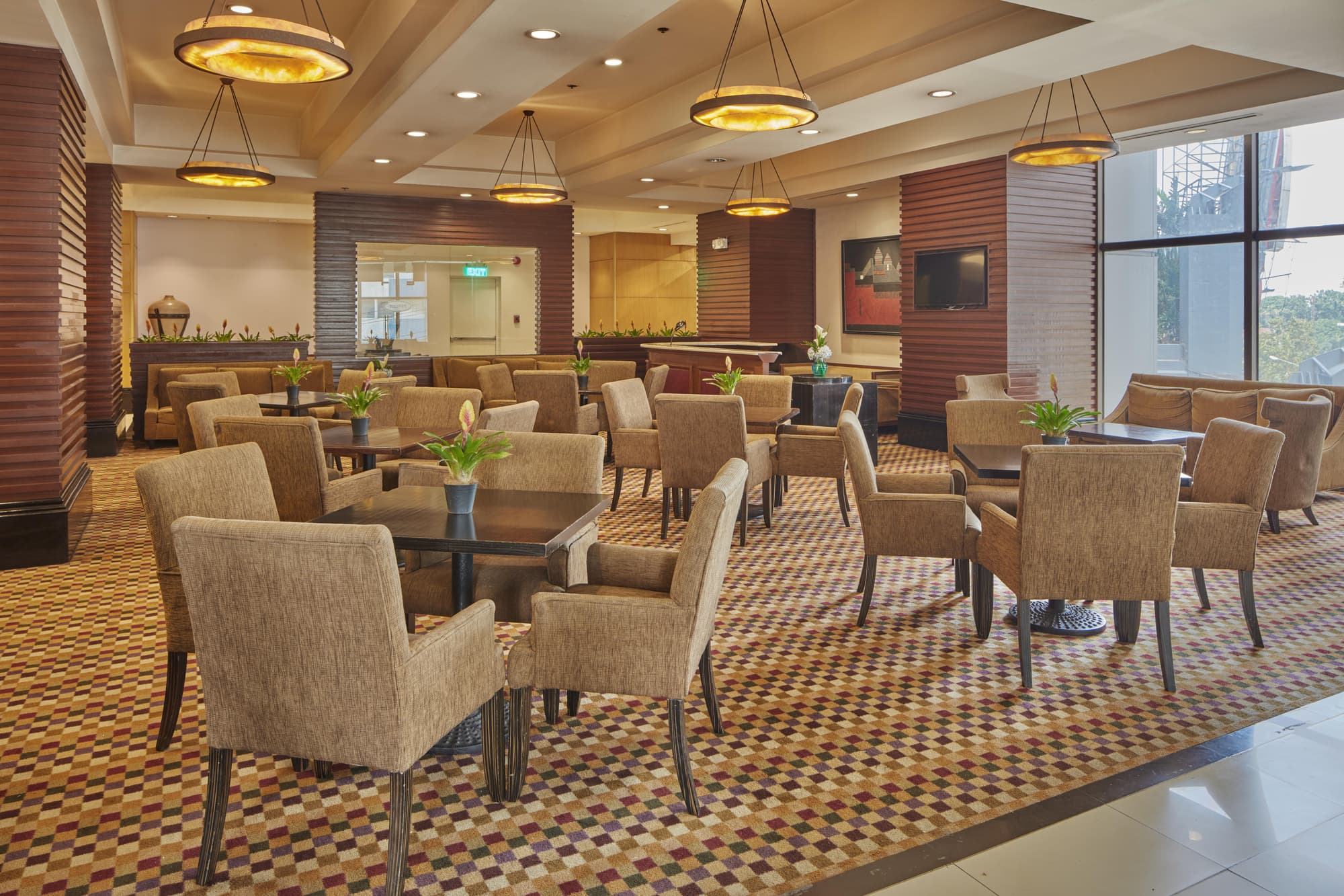 Holiday Inn Galleria Manila