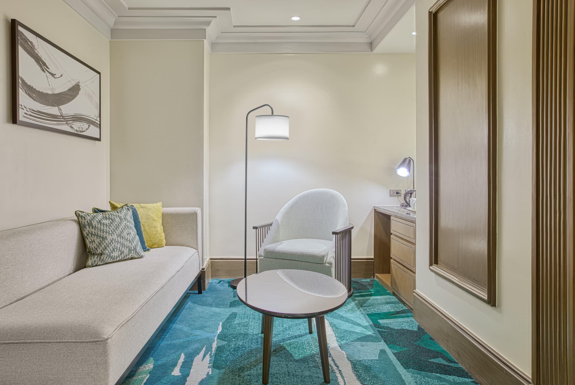 Holiday Inn Galleria Manila