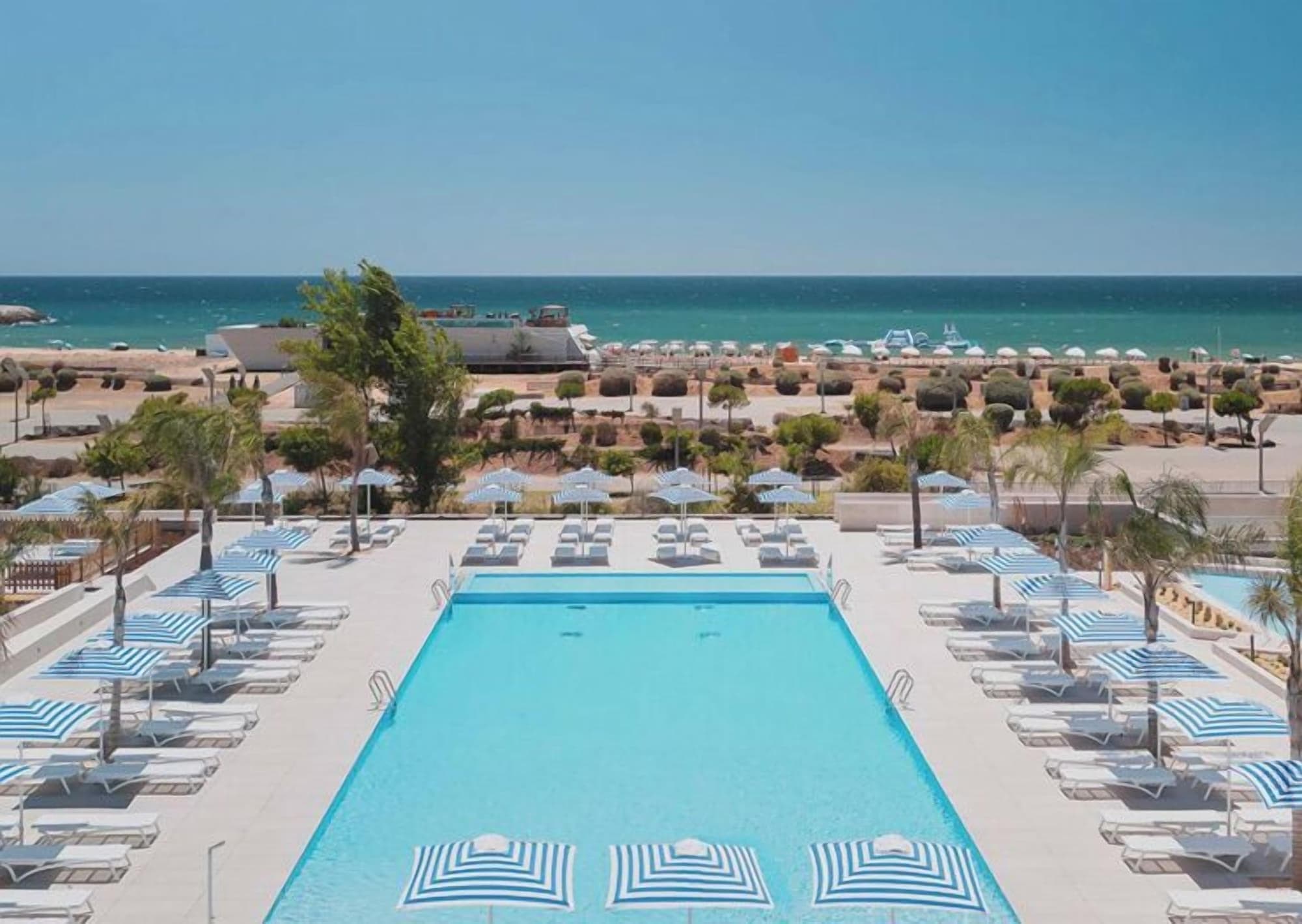 Dom Pedro Residences, General view