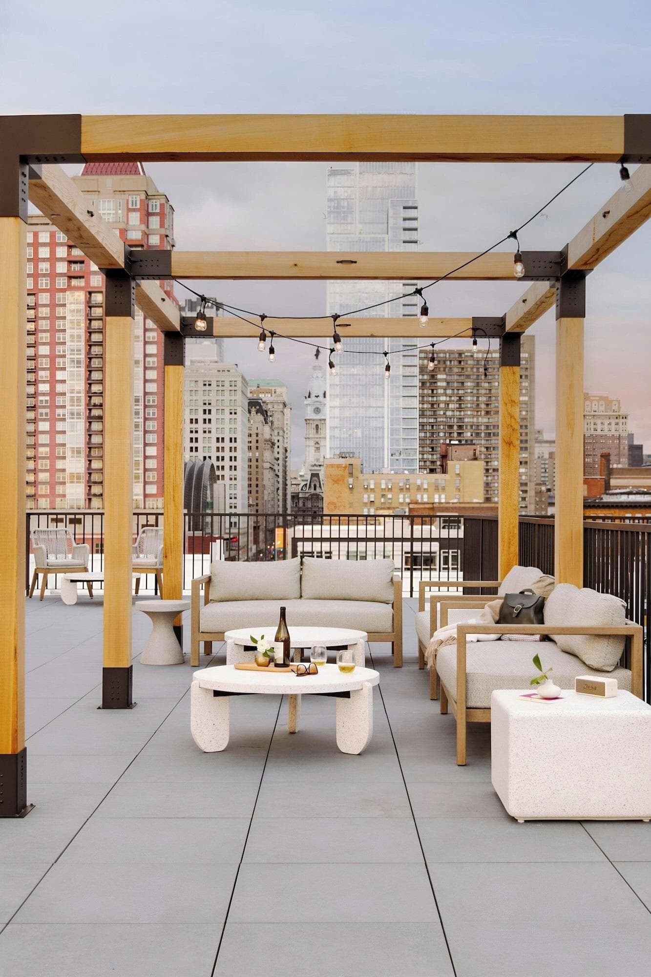 Sosuite at The Ovation