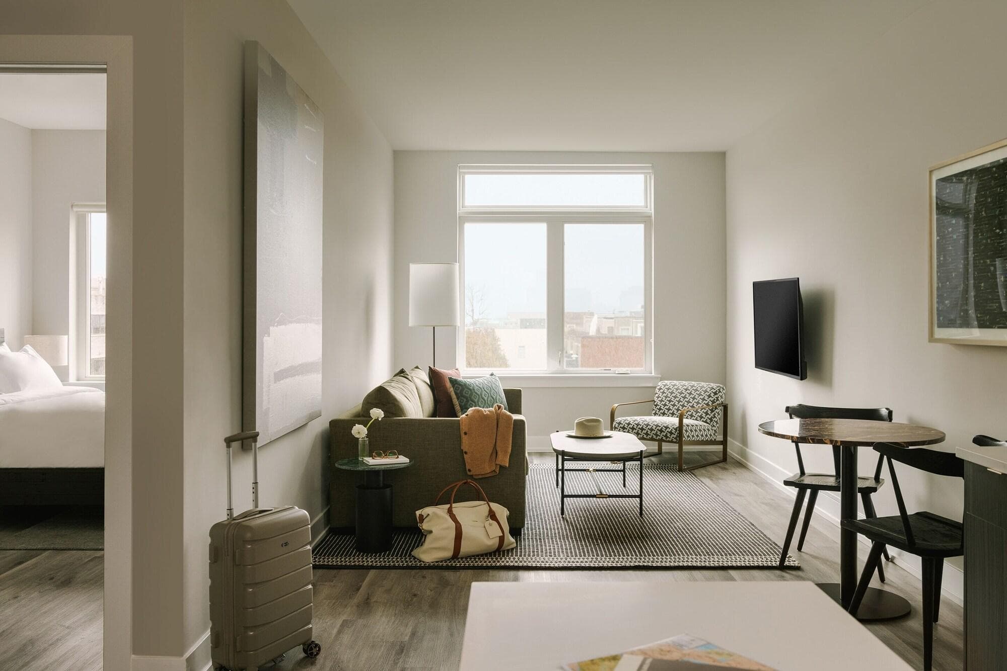 Sosuite at The Ovation